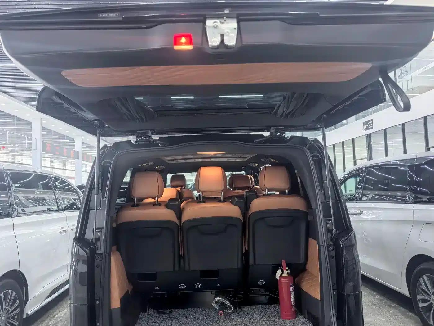 Vito 2023 2.0T Elite Edition 7-seater — миниатюра 14