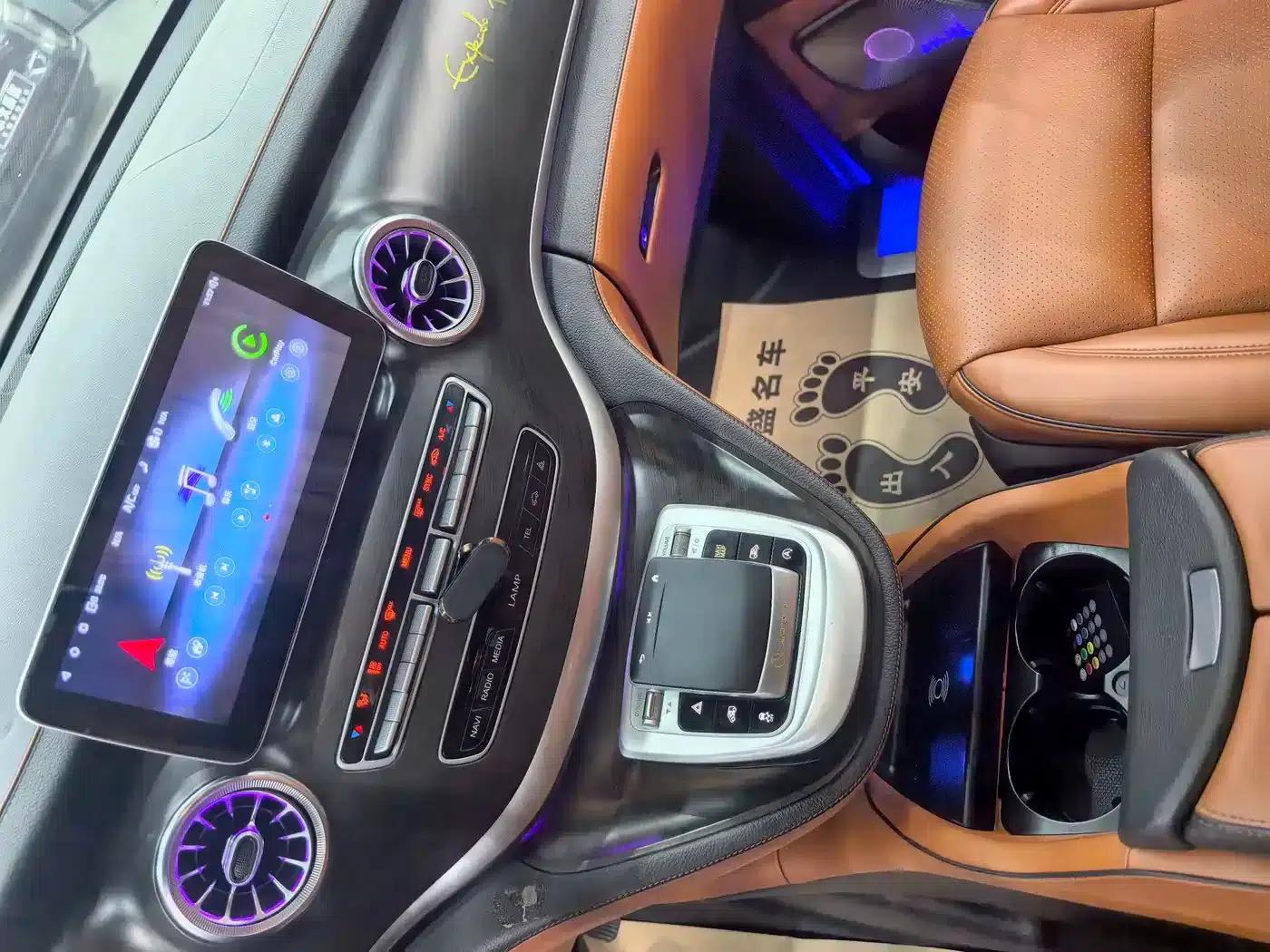 Vito 2023 2.0T Elite Edition 7-seater — миниатюра 17