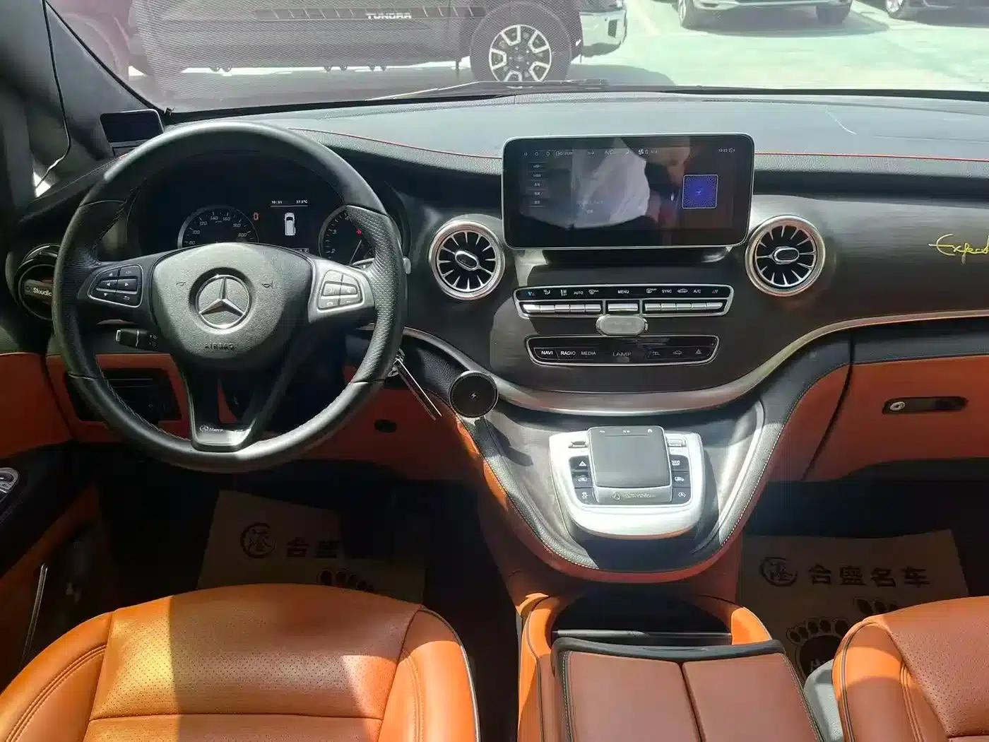Vito 2023 2.0T Elite Edition 7-seater — миниатюра 5