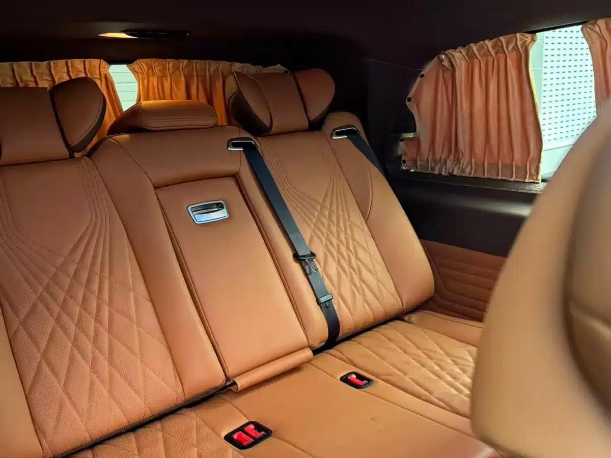 2023 Nissan Vito 2.0T Business Edition 7-seater — миниатюра 18