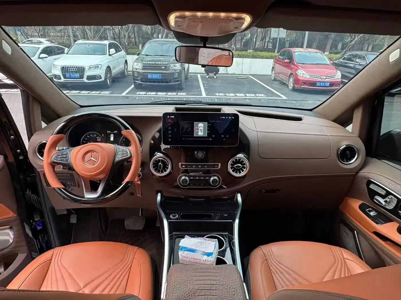 2023 Nissan Vito 2.0T Business Edition 7-seater — миниатюра 5