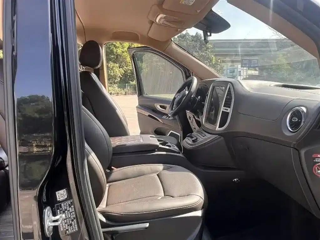 Vito 2021 2.0T Business Edition 7-seater — миниатюра 14
