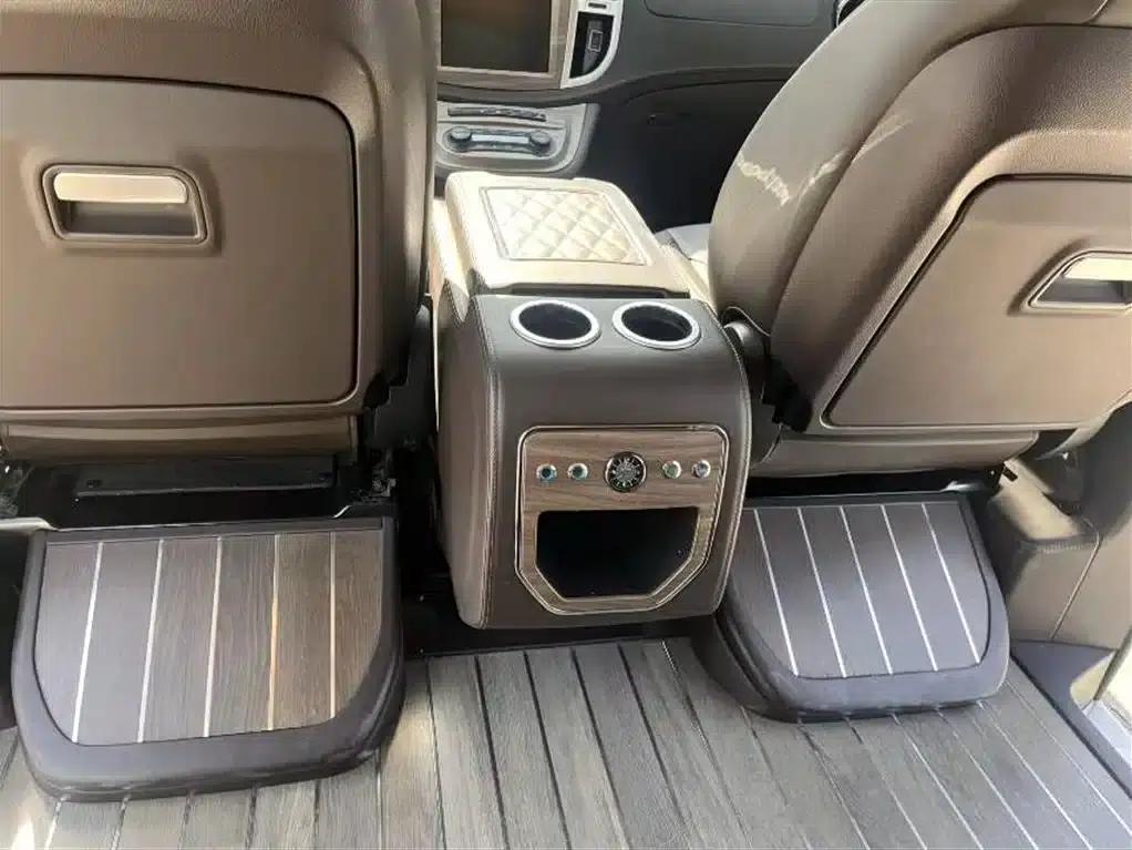 Vito 2021 2.0T Business Edition 7-seater — миниатюра 10