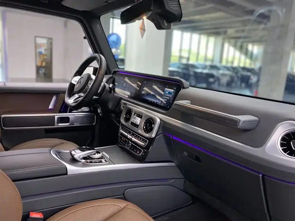 2020 Mercedes-Benz G-Class G 350 — миниатюра 10