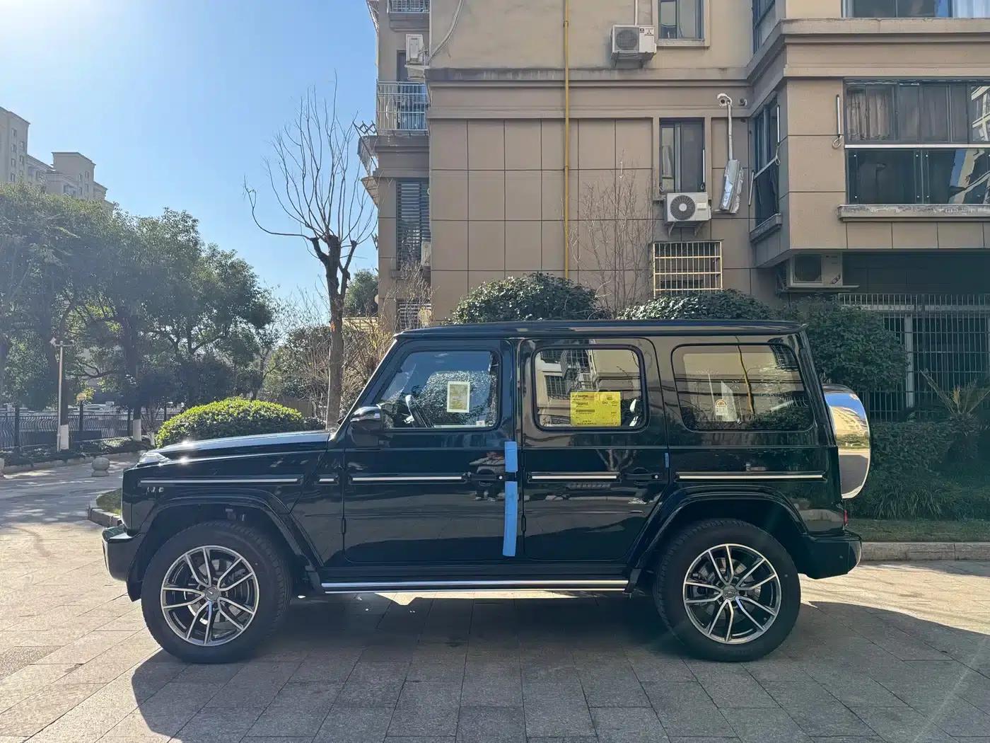 2025 Mercedes-Benz G-Class G 450 d — миниатюра 3