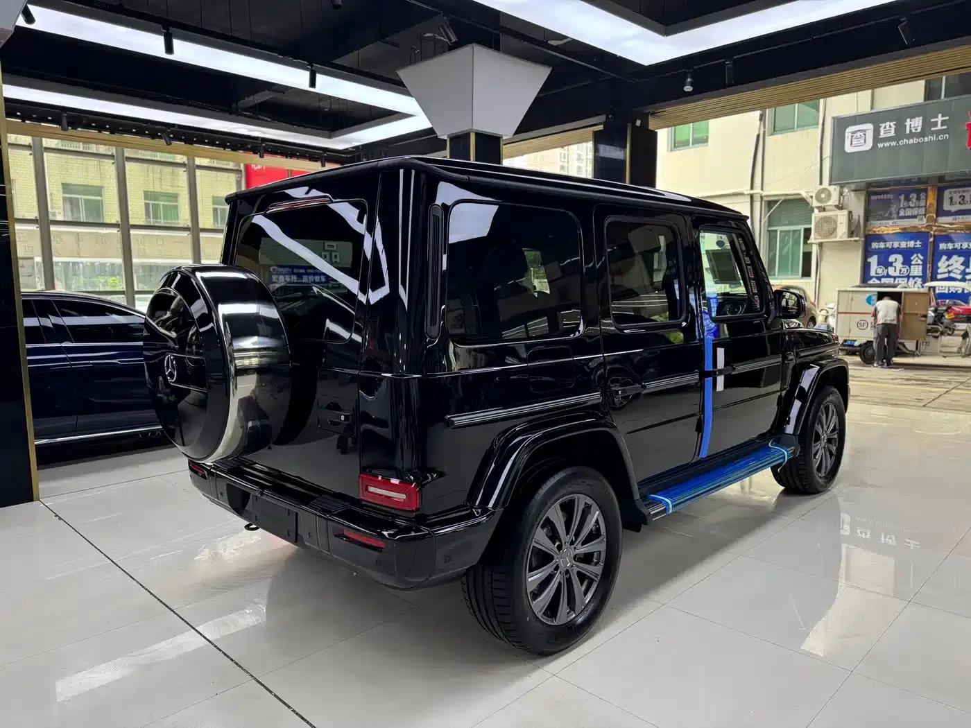 2025 Mercedes-Benz G-Class G 500 — миниатюра 13