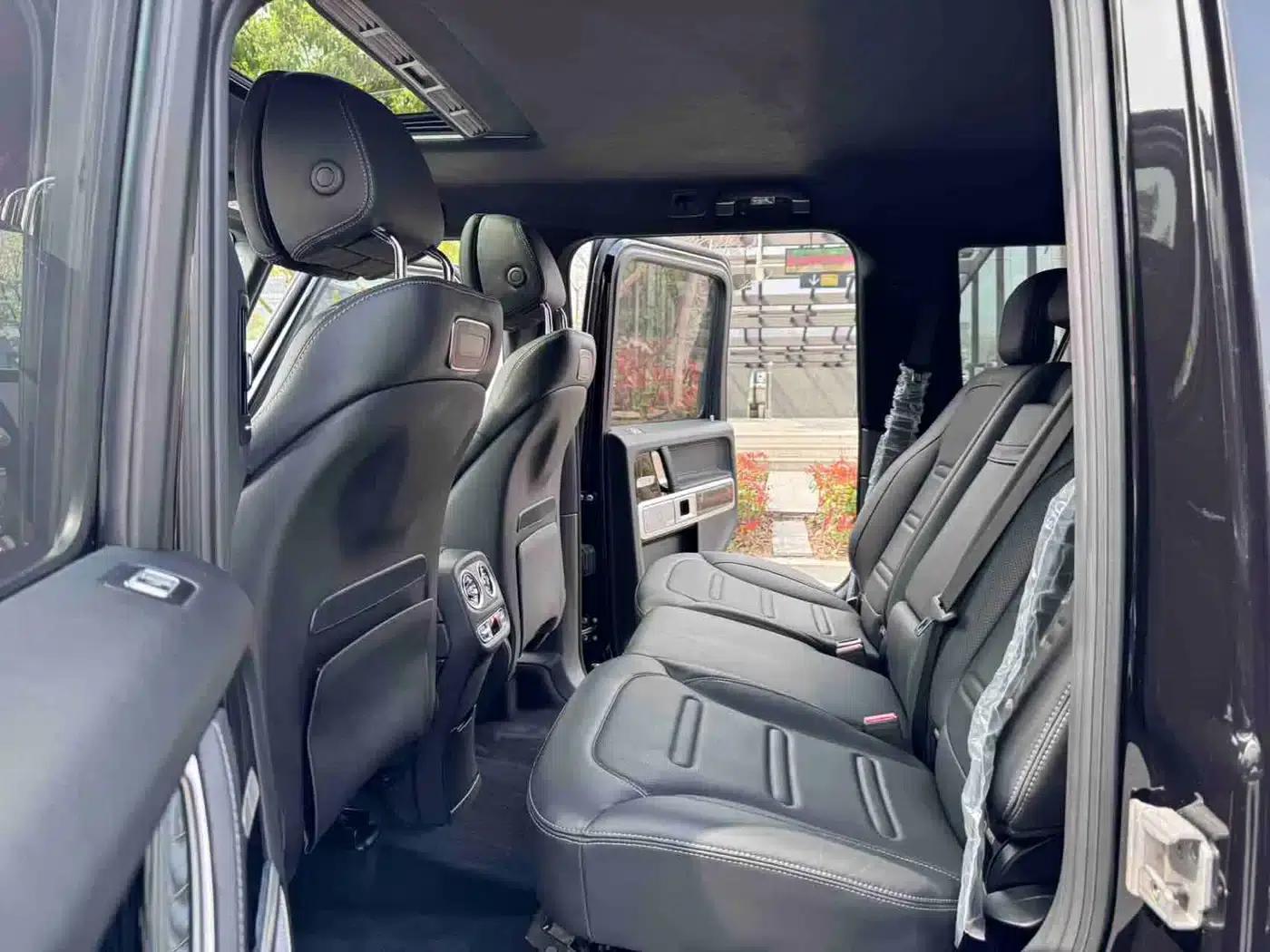 2023 Mercedes-Benz G-Class G 500 — миниатюра 14