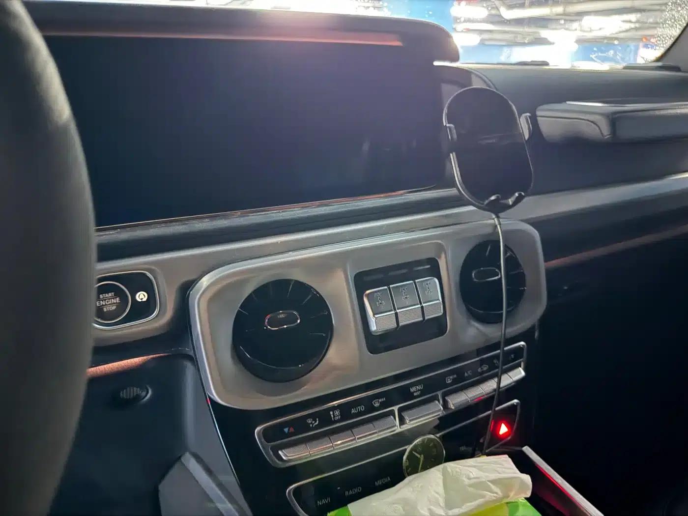 2020 Mercedes-Benz G-Class G 350 — миниатюра 14