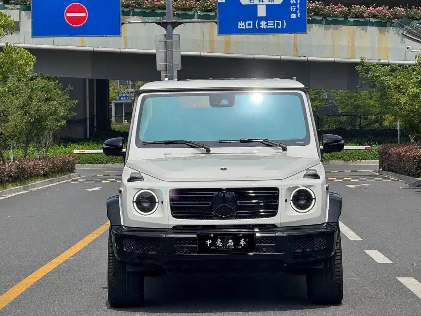 2023 Mercedes-Benz G-Class G 500 — миниатюра 2
