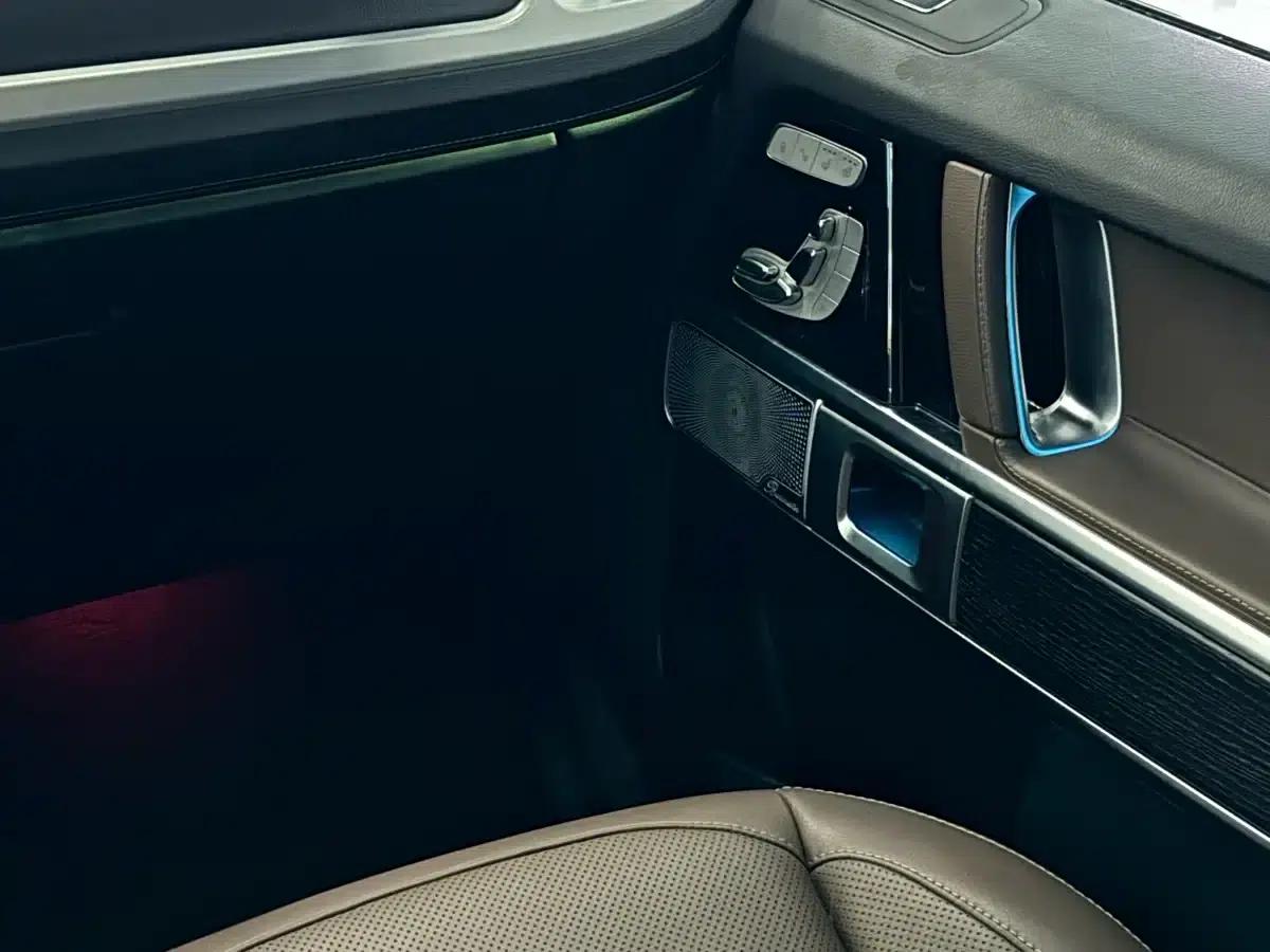 2021 Mercedes-Benz G-Class G 350 — миниатюра 23