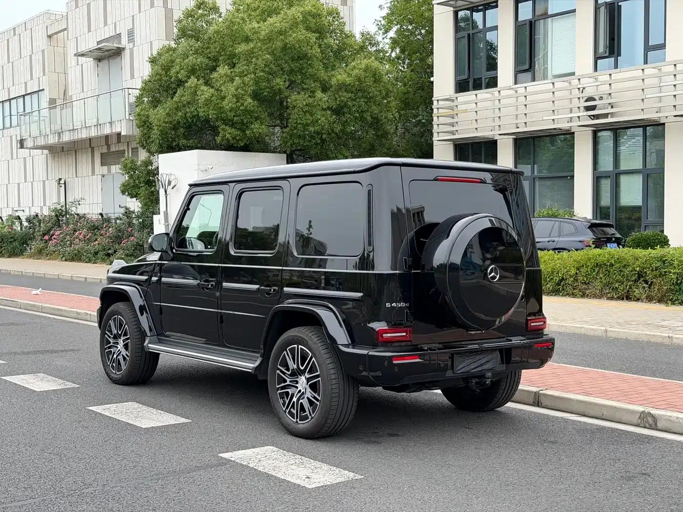 2025 Mercedes-Benz G-Class G 500 — миниатюра 3