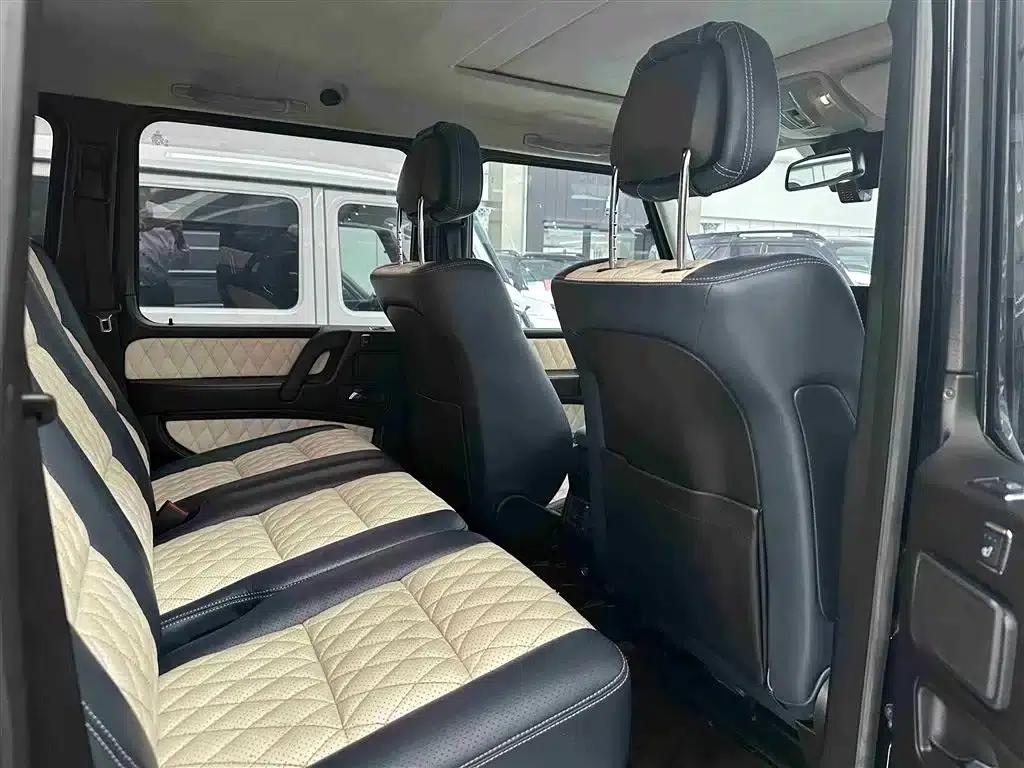 2017 Mercedes-Benz G-Class G 350 d — миниатюра 11