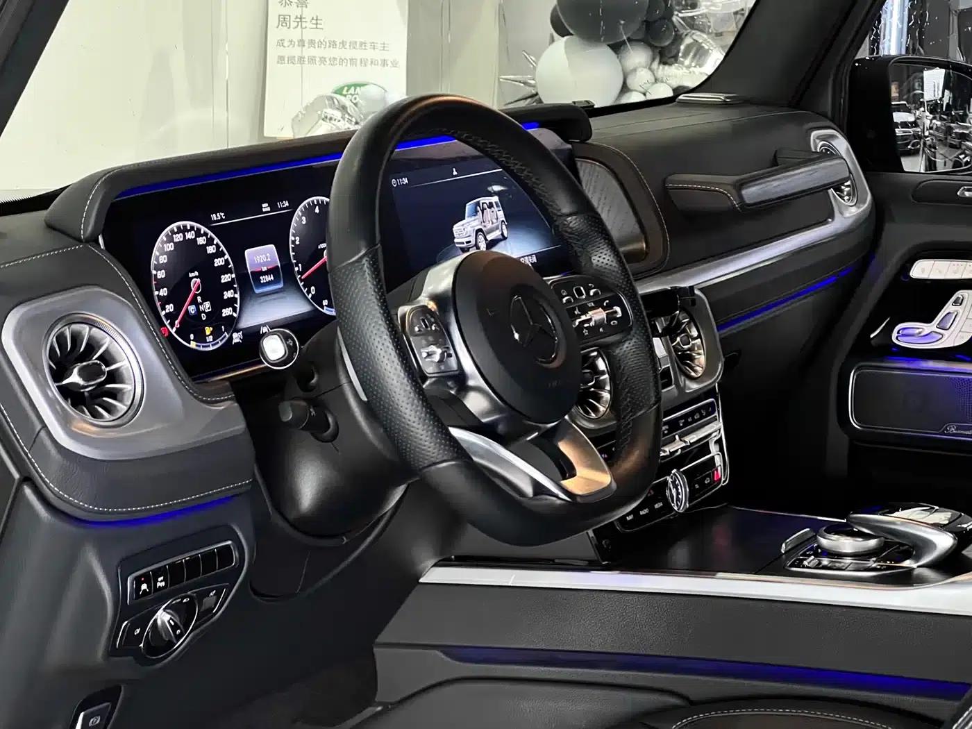 2024 Mercedes-Benz G-Class G 500 — миниатюра 17