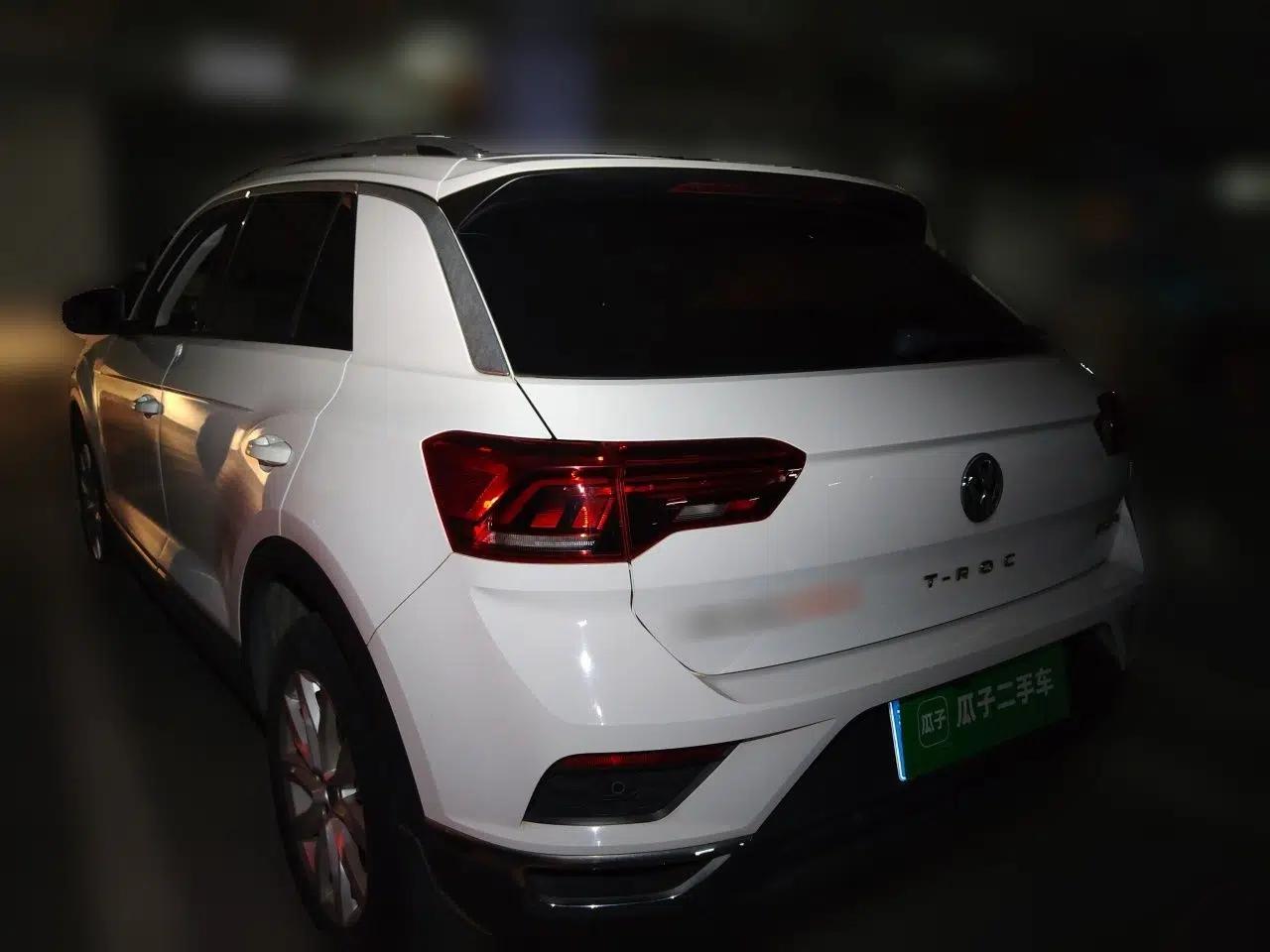 Volkswagen T-ROC 2020 230TSI DSG Two-Wheel Drive Advanced Version — миниатюра 4