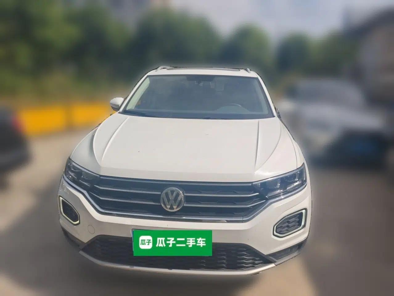 Volkswagen T-ROC 2020 280TSI DSG Two-Wheel Drive Comfort Version — миниатюра 2