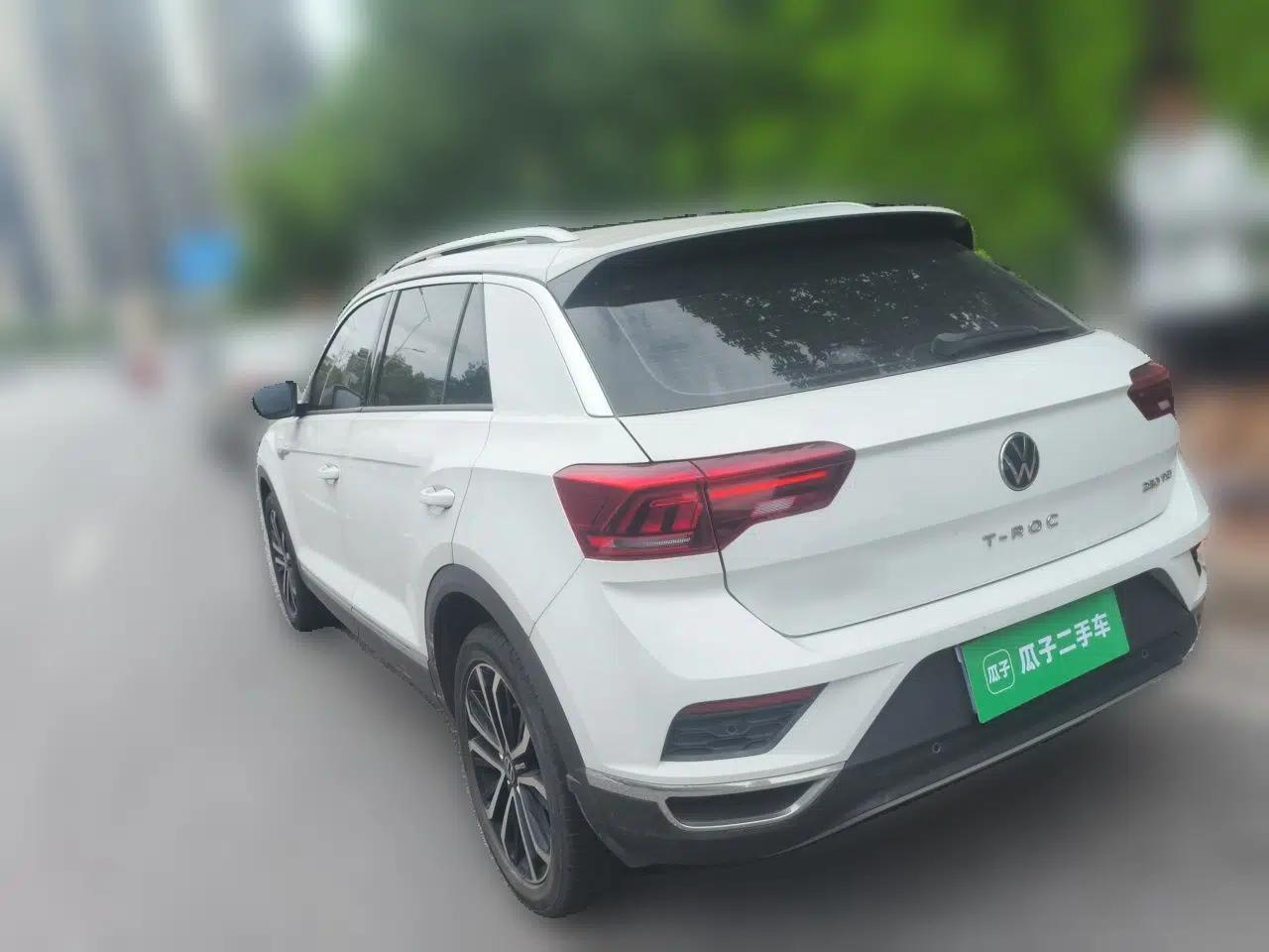 Volkswagen T-ROC 2021 Revised Version 280TSI DSG Two-Wheel Drive Comfort & Smart Connectivity Edition — миниатюра 4
