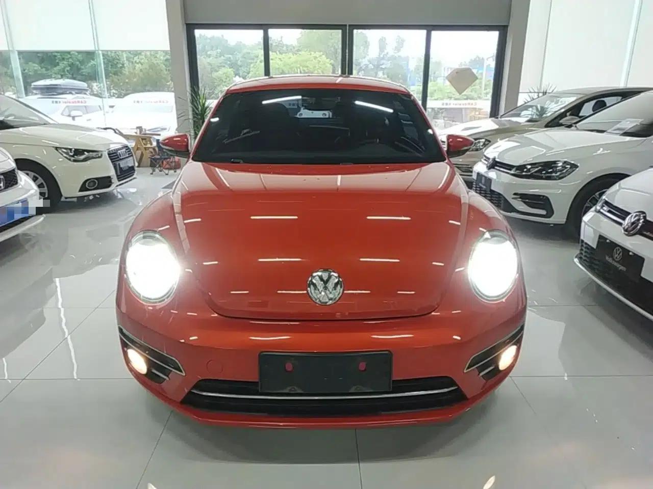 Volkswagen Beetle 2017 180TSI Yile Edition — миниатюра 2