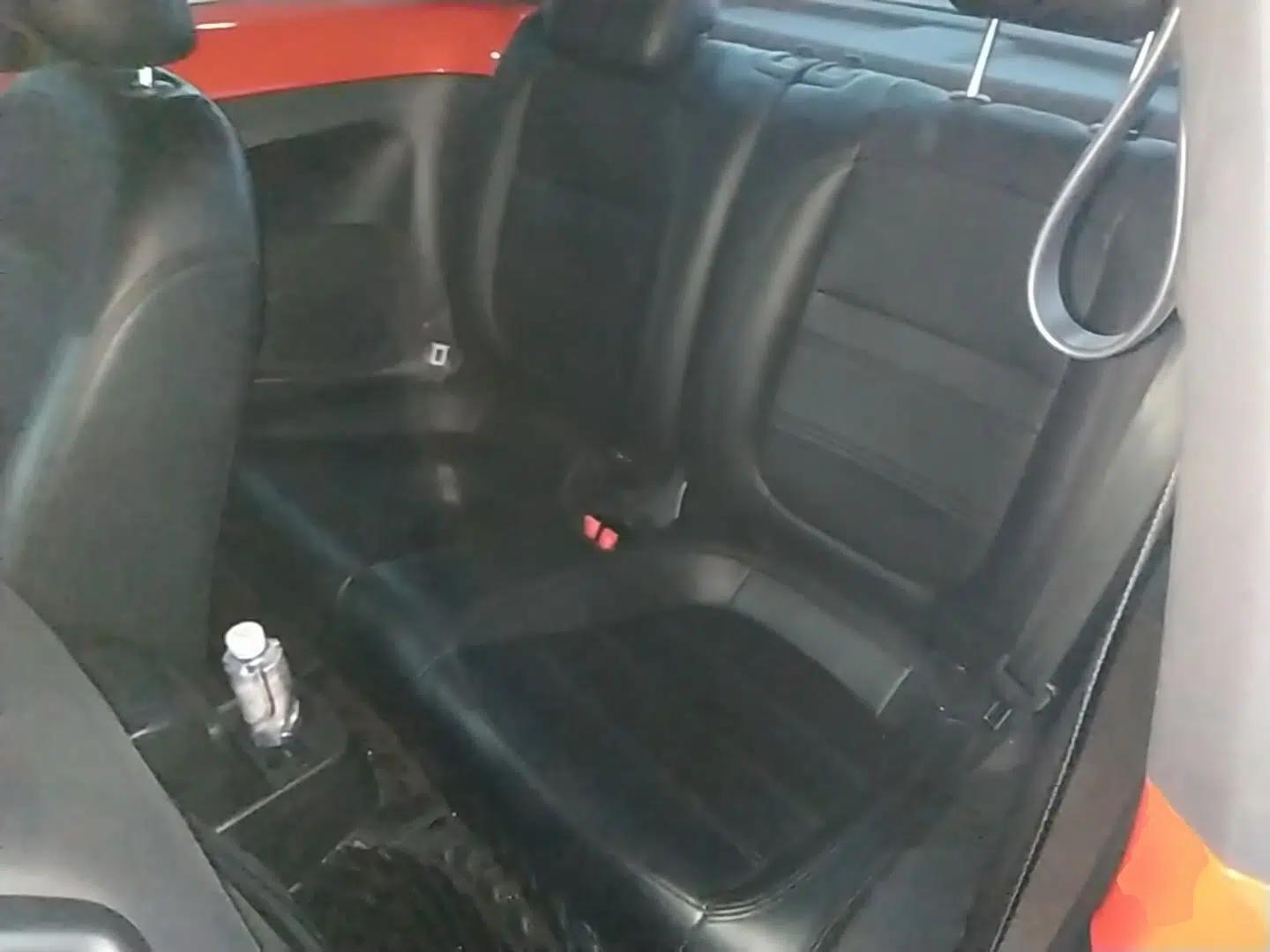 Volkswagen Beetle 2017 180TSI Yile Edition — миниатюра 20
