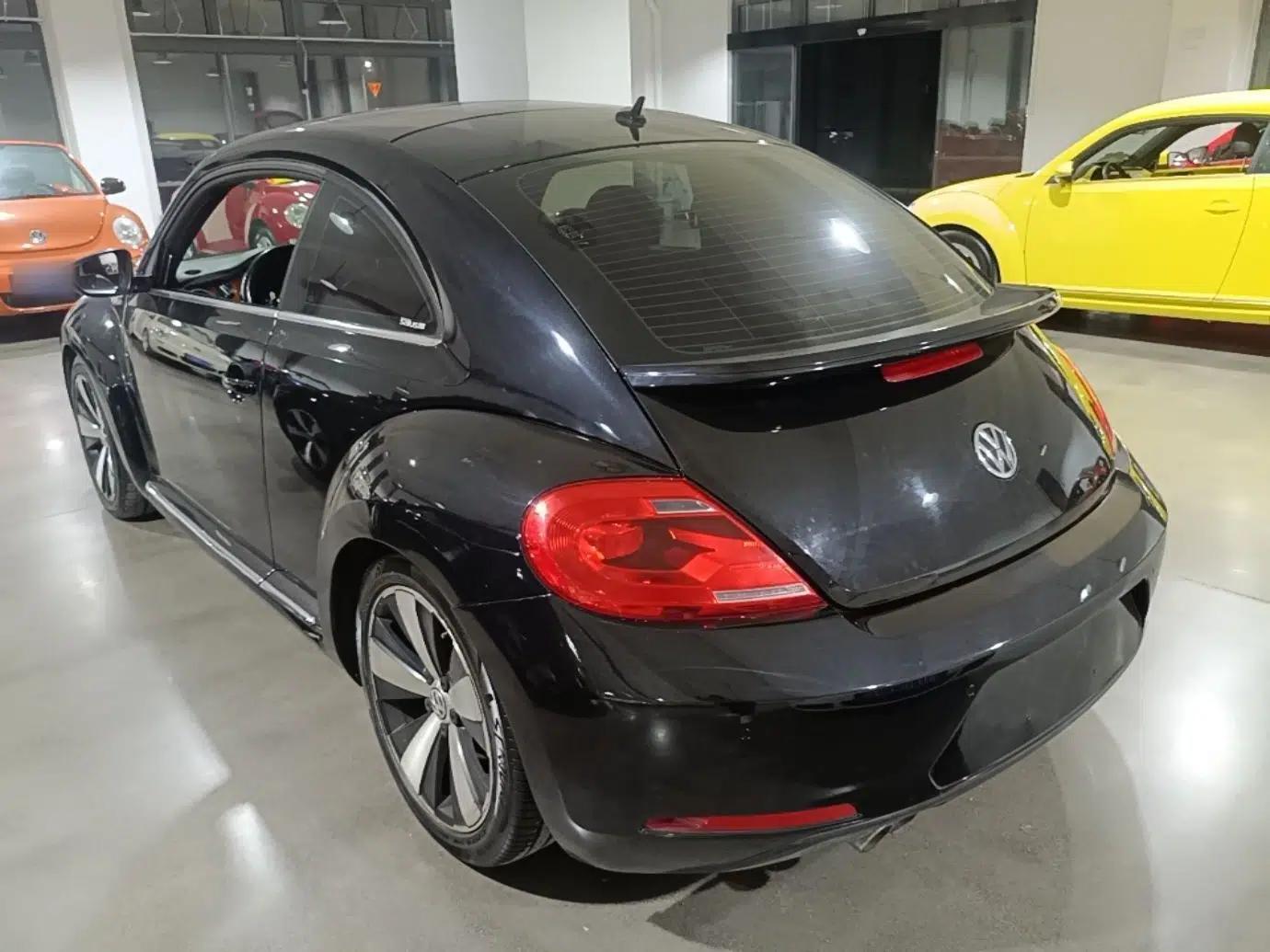 Volkswagen Beetle 2013 1.4TSI Fender Rock Edition — миниатюра 4