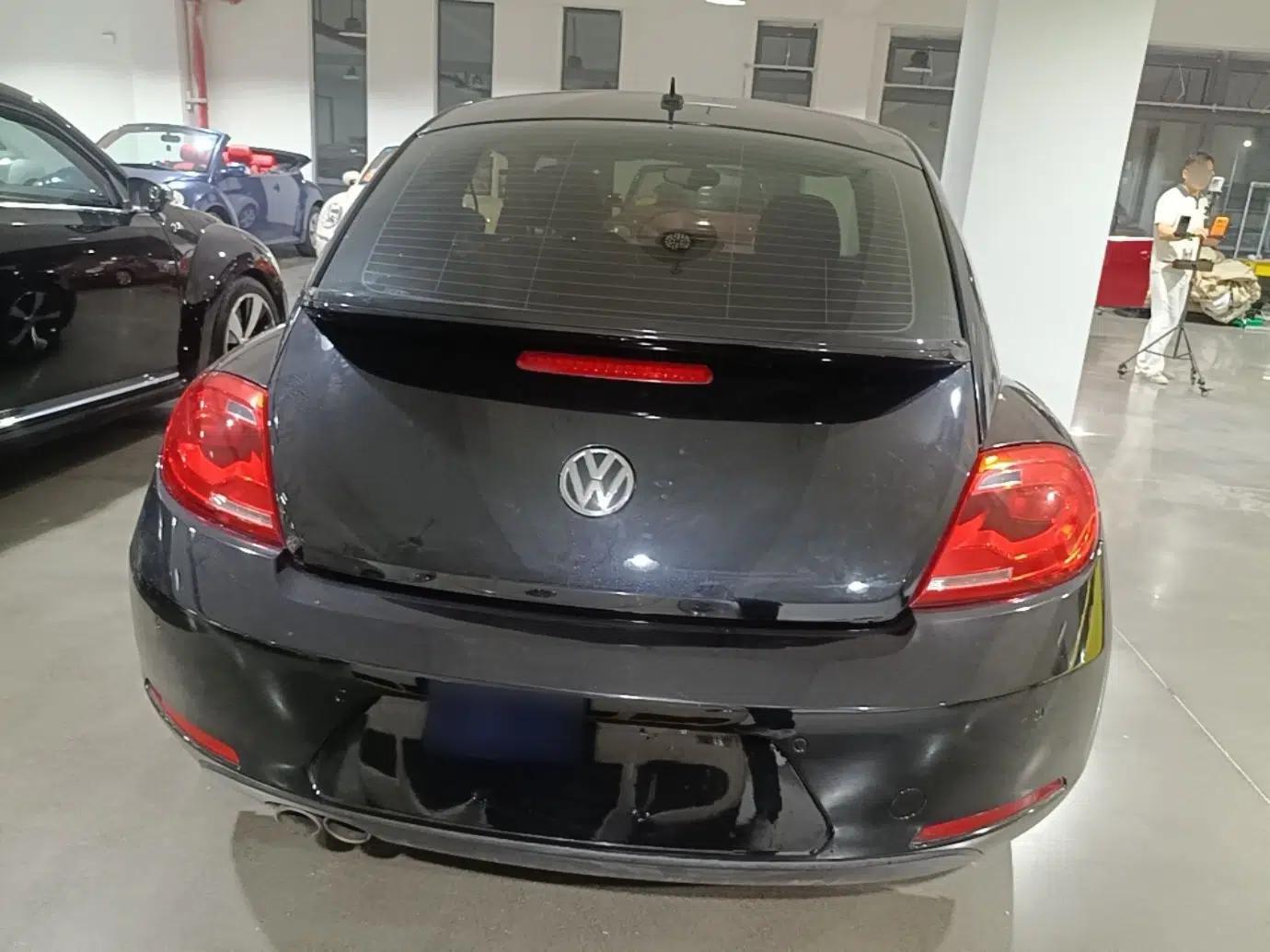 Volkswagen Beetle 2013 1.4TSI Fender Rock Edition — миниатюра 5
