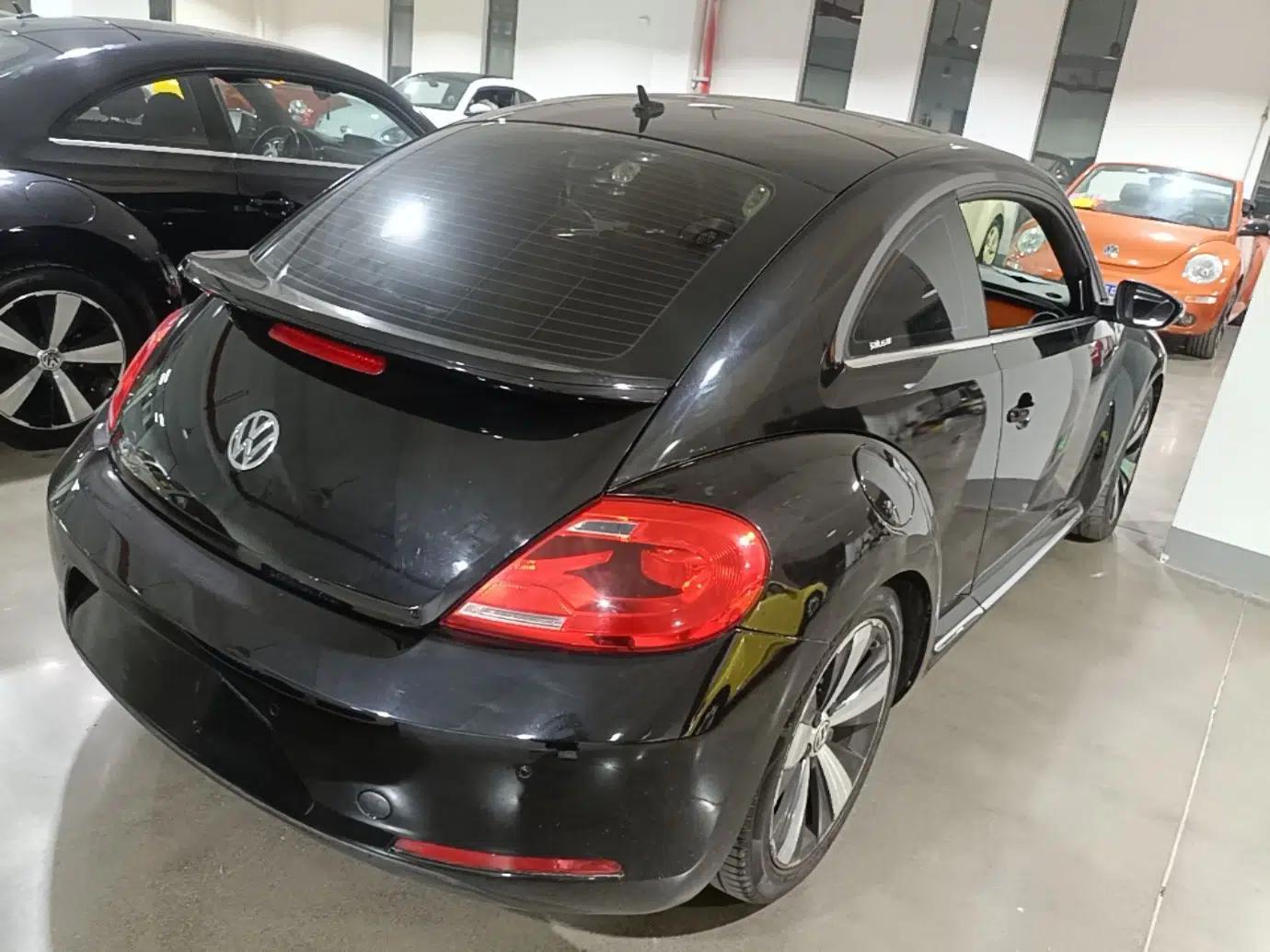Volkswagen Beetle 2013 1.4TSI Fender Rock Edition — миниатюра 6