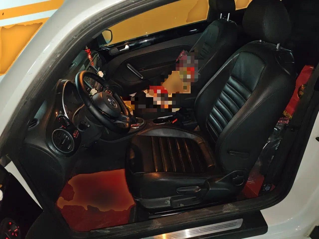 Volkswagen Beetle 2013 1.4TSI Luxury Model — миниатюра 16