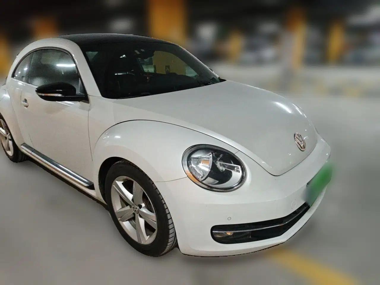 Volkswagen Beetle 2013 1.4TSI Luxury Model — миниатюра 3