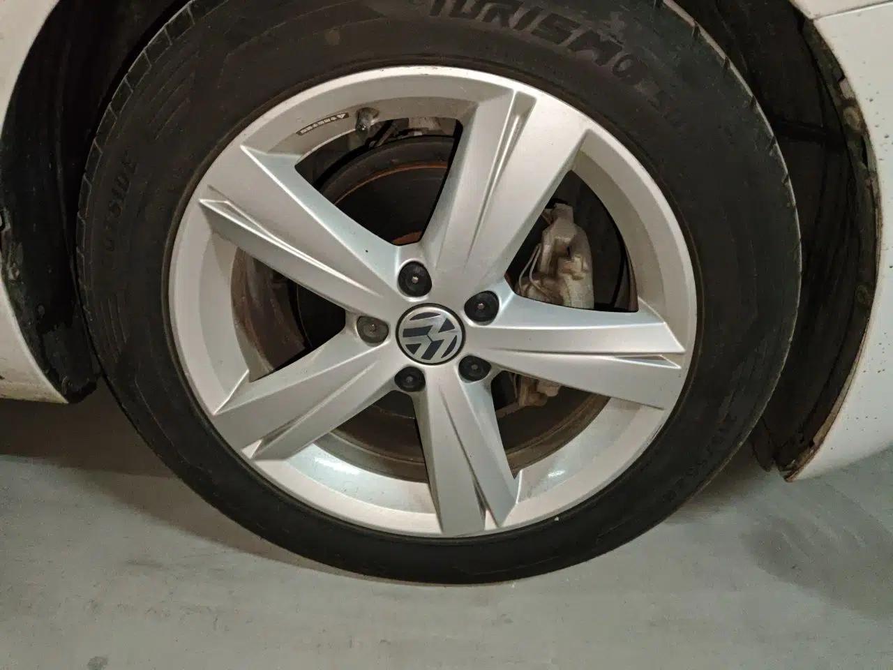 Volkswagen Beetle 2013 1.4TSI Luxury Model — миниатюра 8