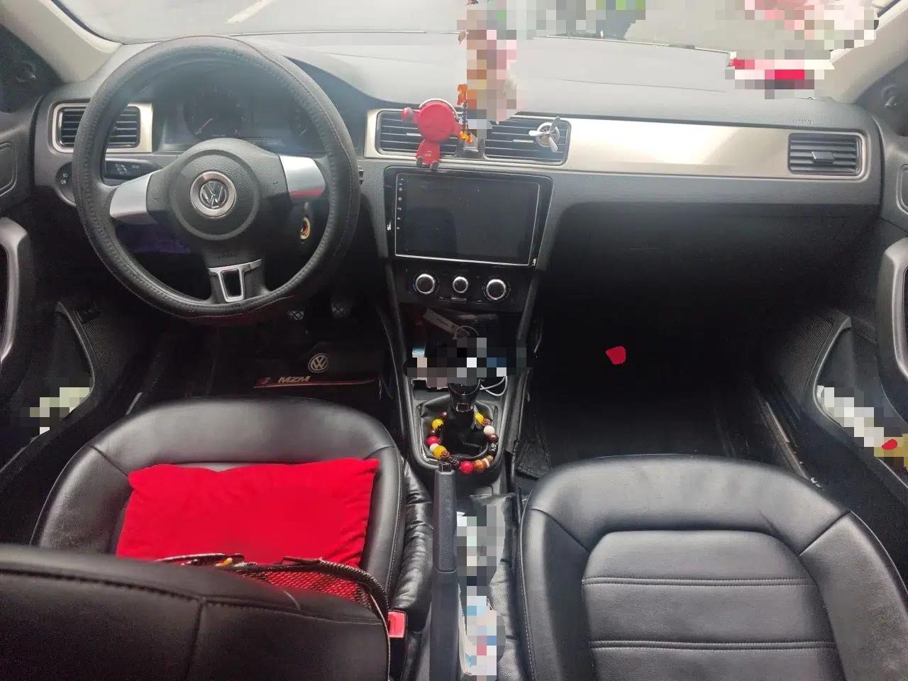 Volkswagen Santana 2015 1.4L Manual Fashion Edition — миниатюра 10