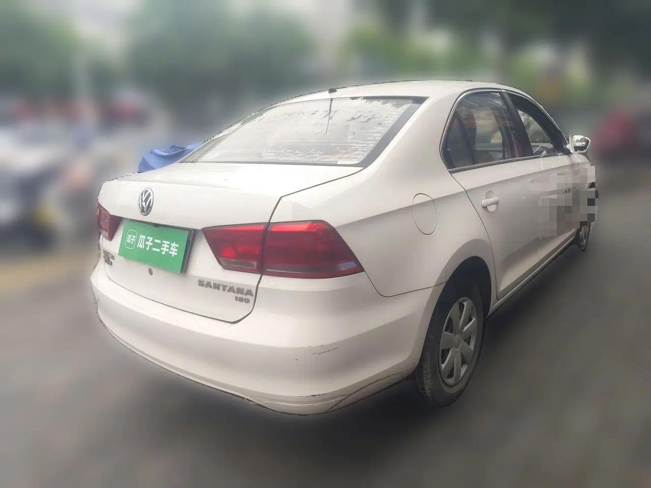 Volkswagen Santana 2015 1.6L Manual Fashion Edition — миниатюра 6