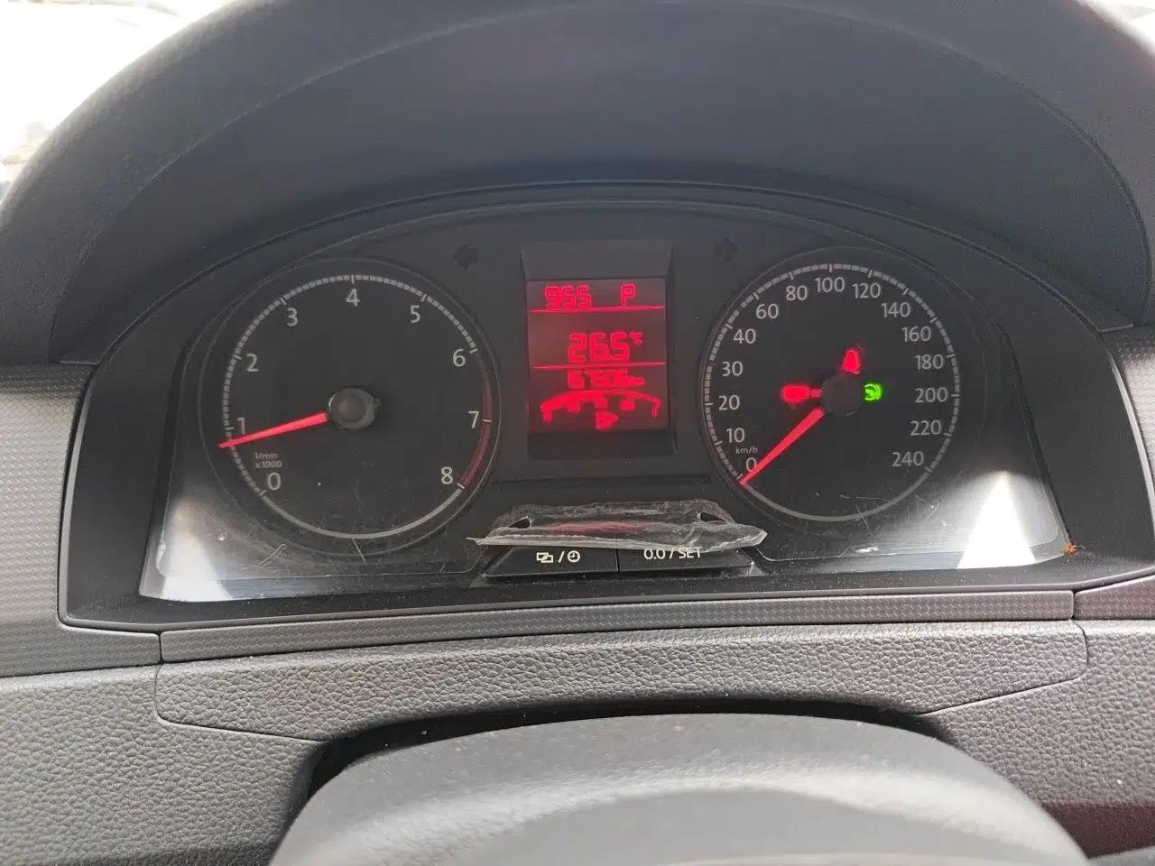 Volkswagen Santana 2021 1.5L Automatic Fashion Edition — миниатюра 13