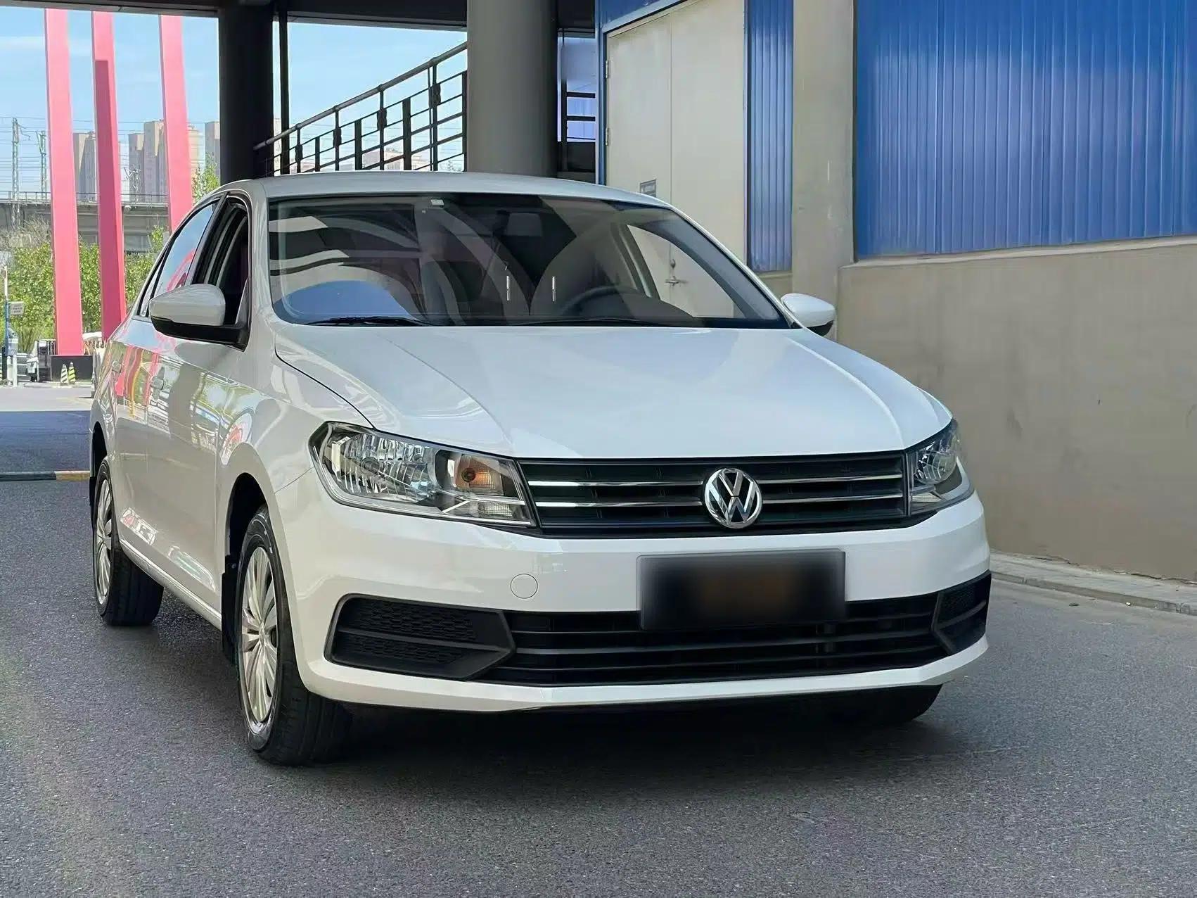 Volkswagen Santana 2021 1.5L Manual Fashion Edition — миниатюра 3