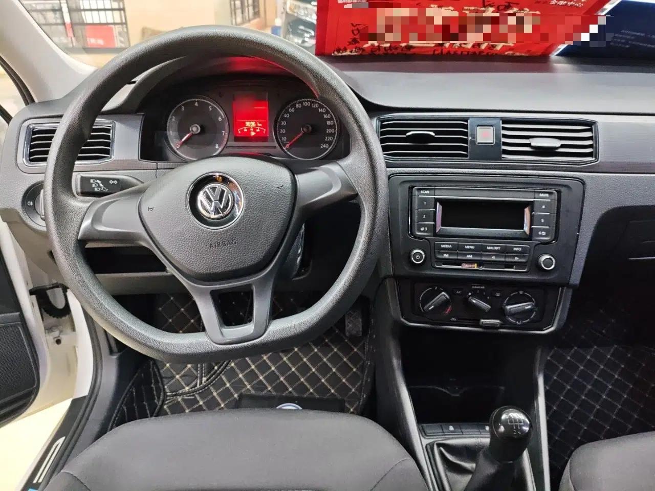 Volkswagen Santana 2021 1.5L Manual Fashion Edition — миниатюра 7