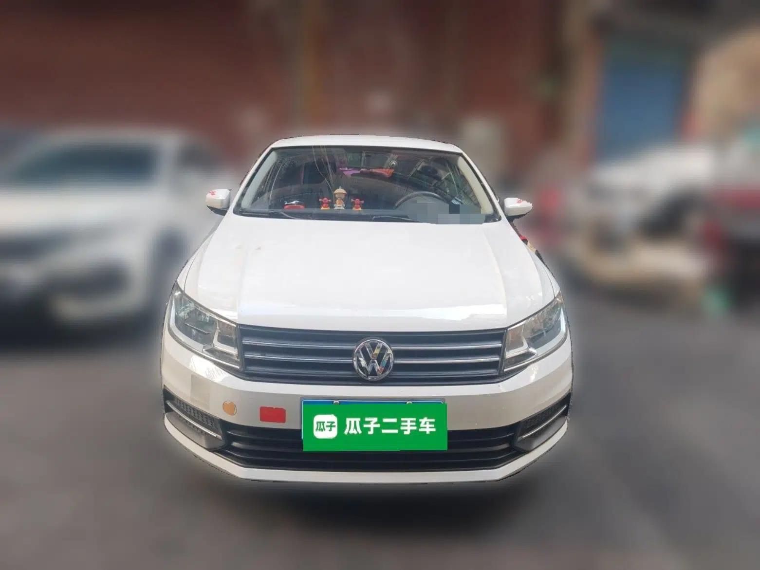 Volkswagen Santana 2021 1.5L Manual Fashion Edition — миниатюра 2
