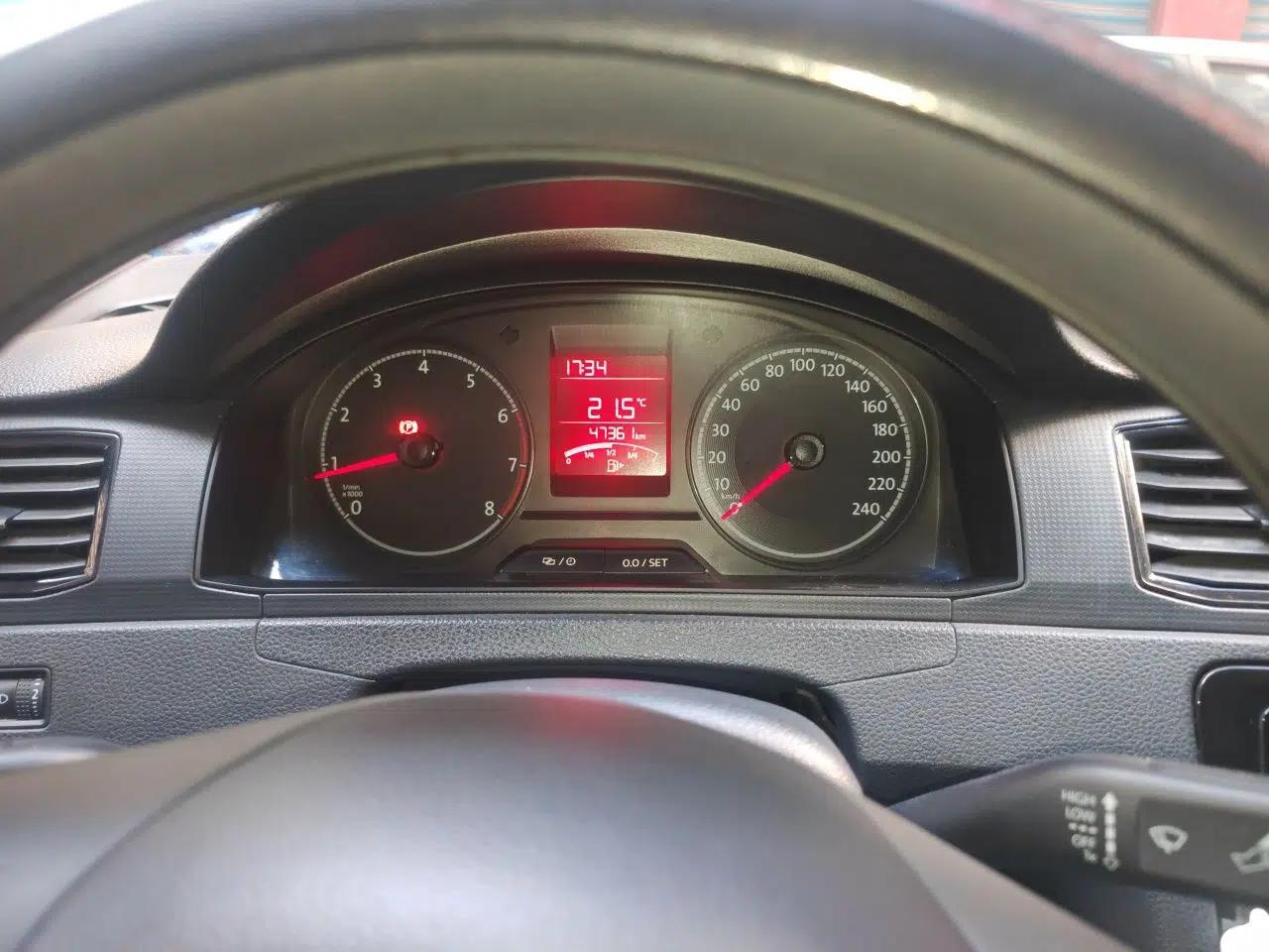 Volkswagen Santana 2021 1.5L Manual Fashion Edition — миниатюра 12
