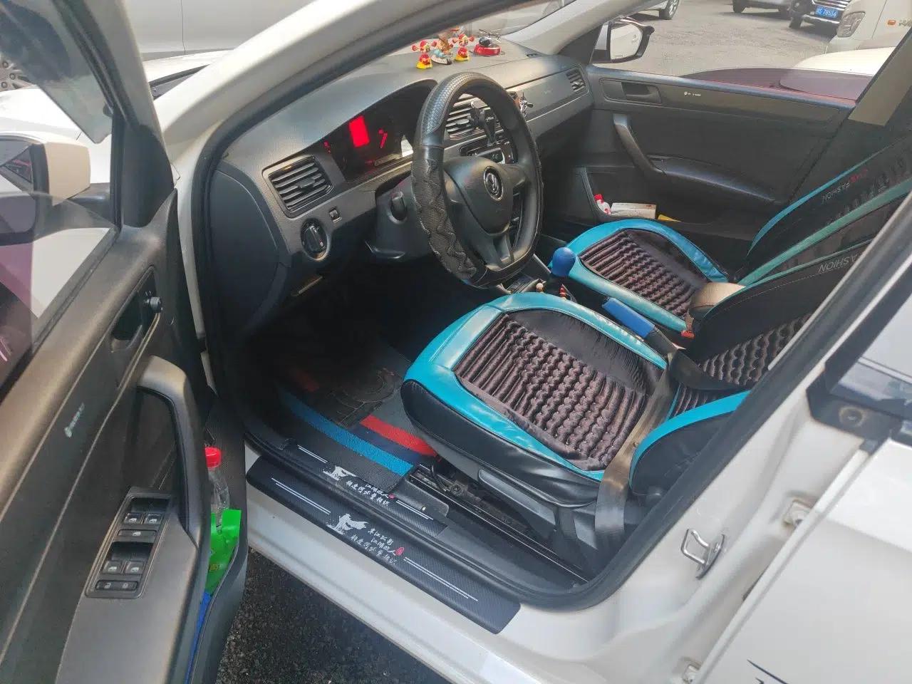 Volkswagen Santana 2021 1.5L Manual Fashion Edition — миниатюра 17