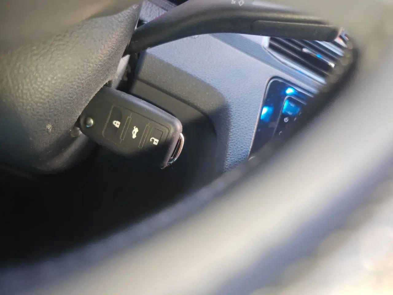 Volkswagen Santana 2021 1.5L Manual Fashion Edition — миниатюра 9