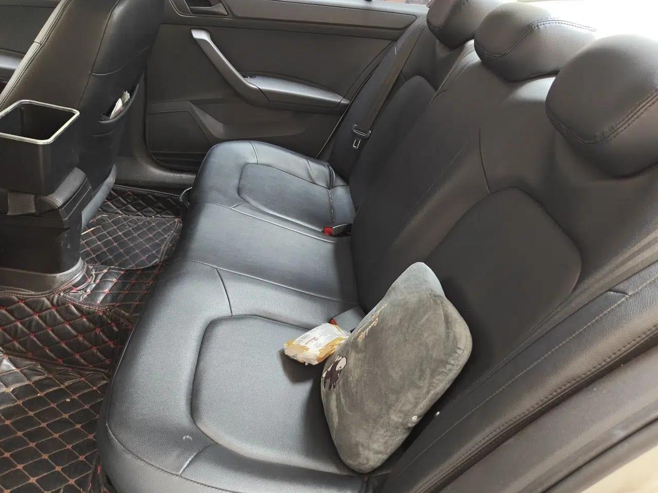 Volkswagen Santana 2021 1.5L Automatic Fashion Edition — миниатюра 18