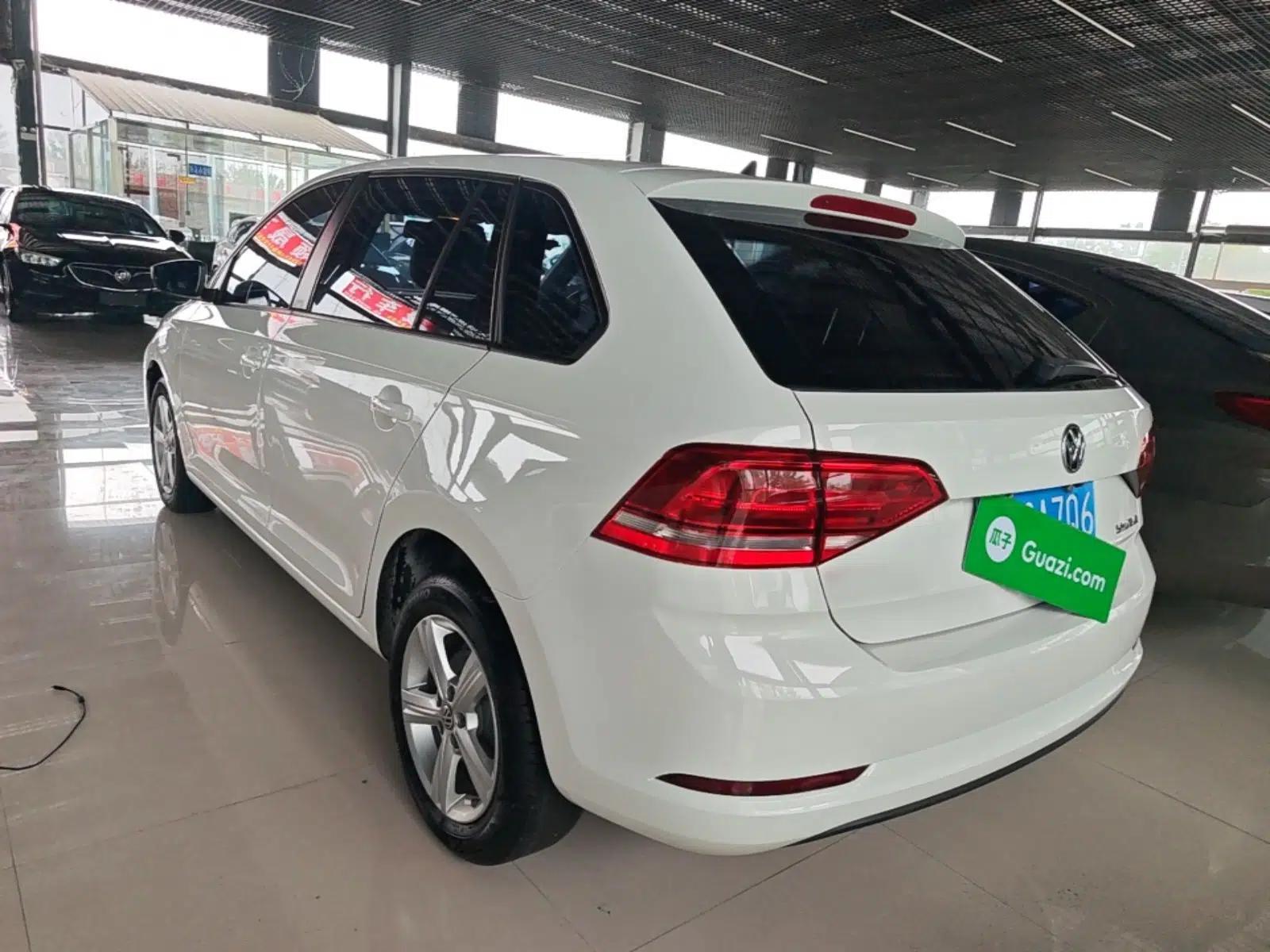 Volkswagen Santana 2015 Haval H6 1.6L Automatic Luxury Model — миниатюра 4
