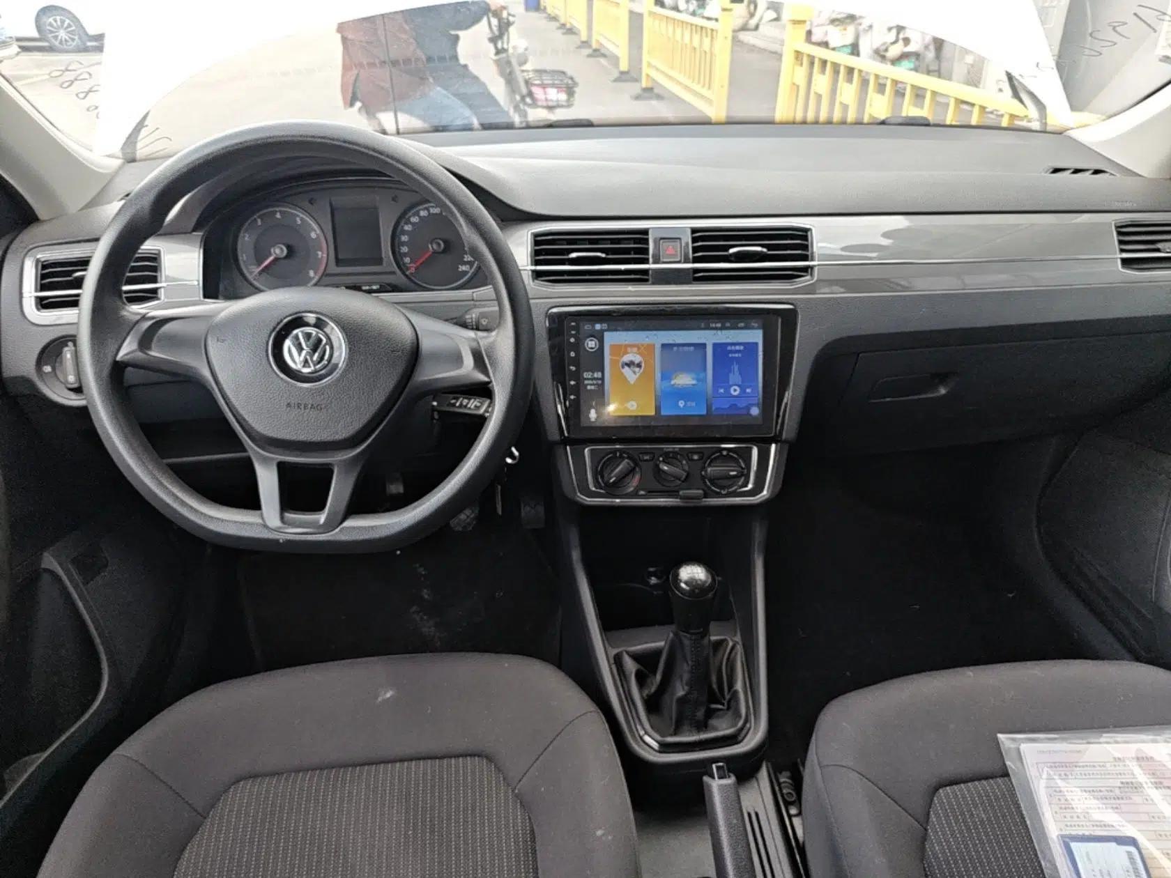 Volkswagen Santana 2017 HaoNa 1.4L Manual Fashion Edition — миниатюра 13