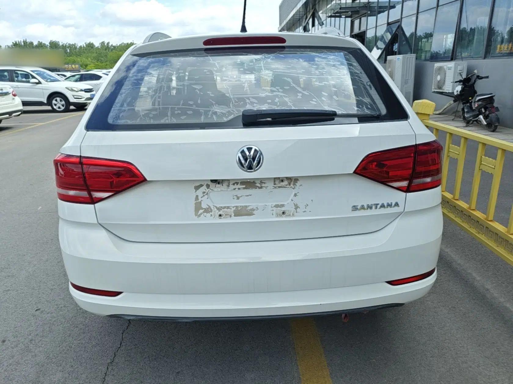 Volkswagen Santana 2017 HaoNa 1.4L Manual Fashion Edition — миниатюра 5