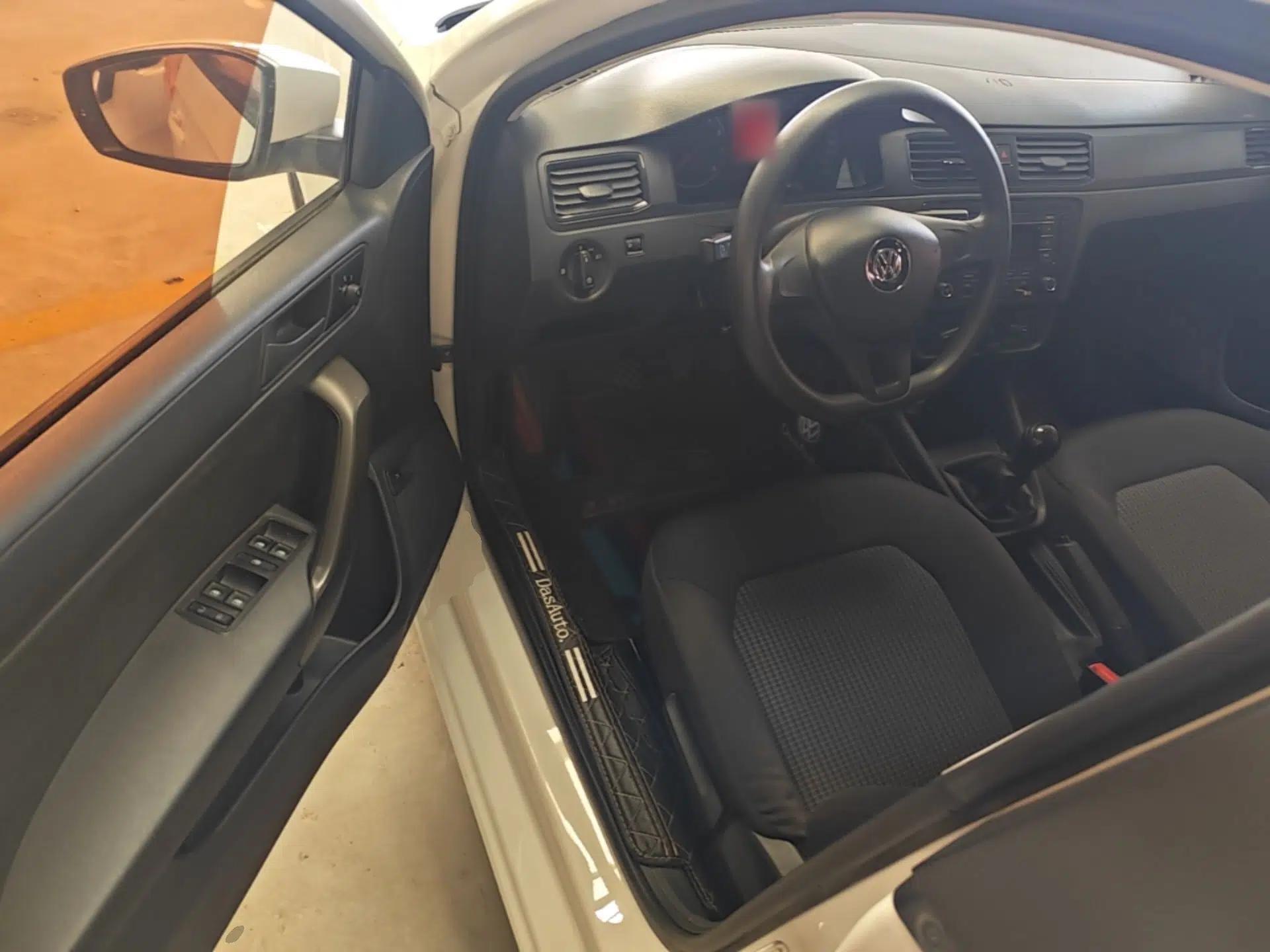 Volkswagen Santana 2016 1.6L Manual Fashion Edition — миниатюра 19