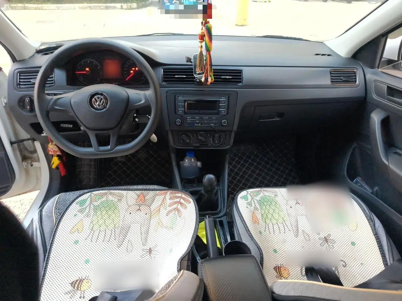 Volkswagen Santana 2021 1.5L Manual Fashion Edition — миниатюра 10