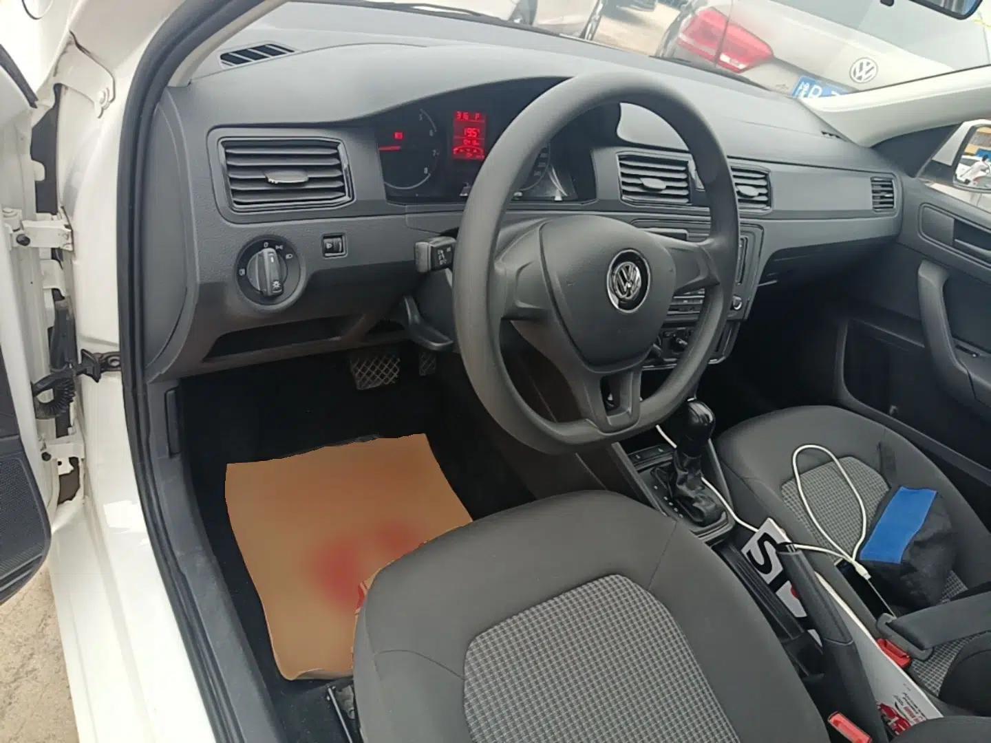 Volkswagen Santana 2019 1.5L Automatic Fashion Edition China VI — миниатюра 13