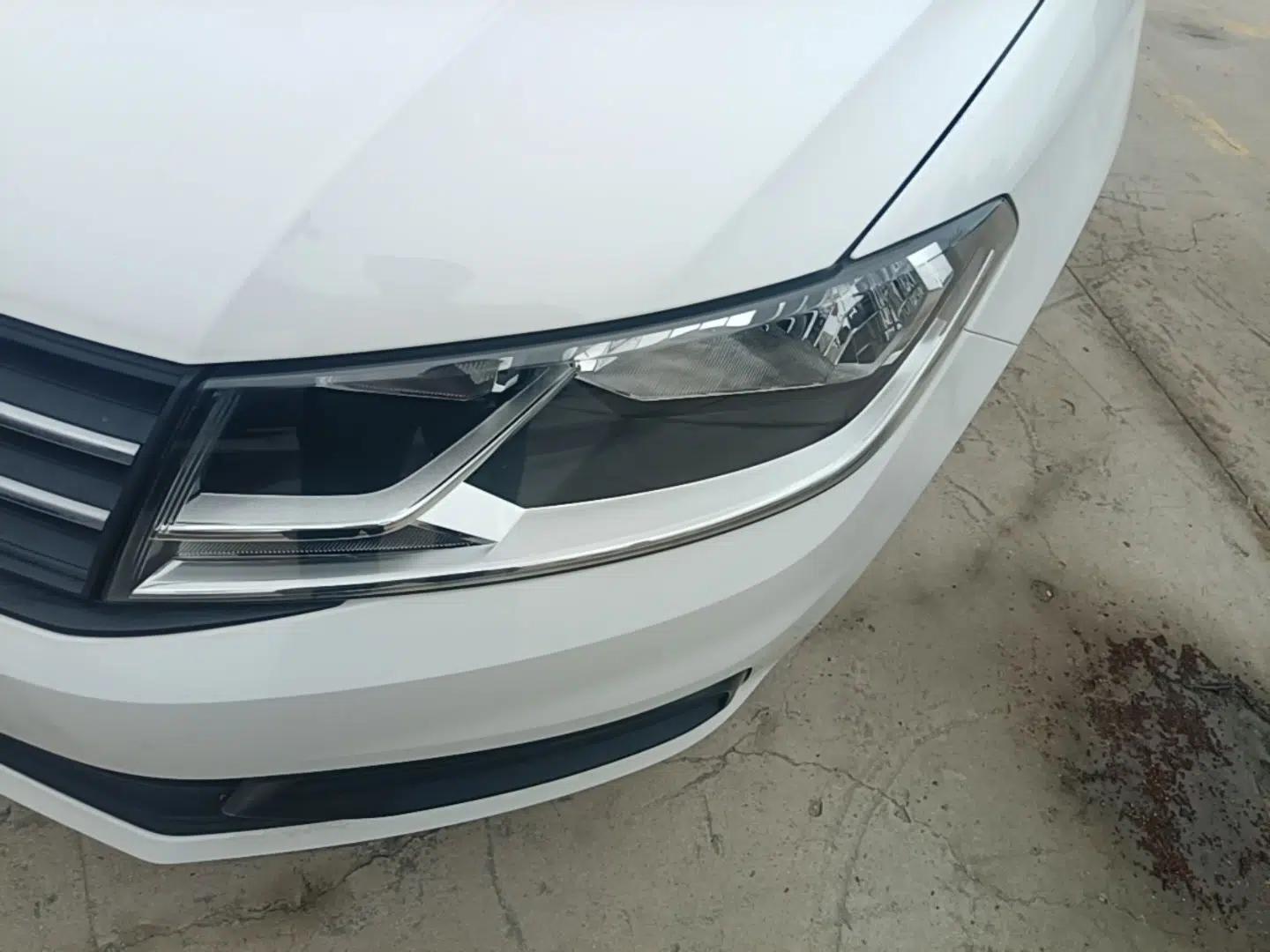 Volkswagen Santana 2019 1.5L Automatic Fashion Edition China VI — миниатюра 9