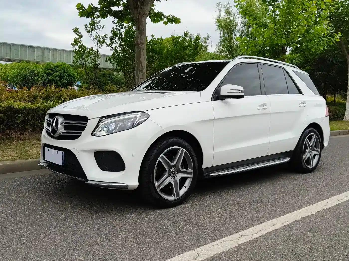 Imported Mercedes-Benz GLE 2018 GLE 400 4MATIC Limited Edition — миниатюра 1