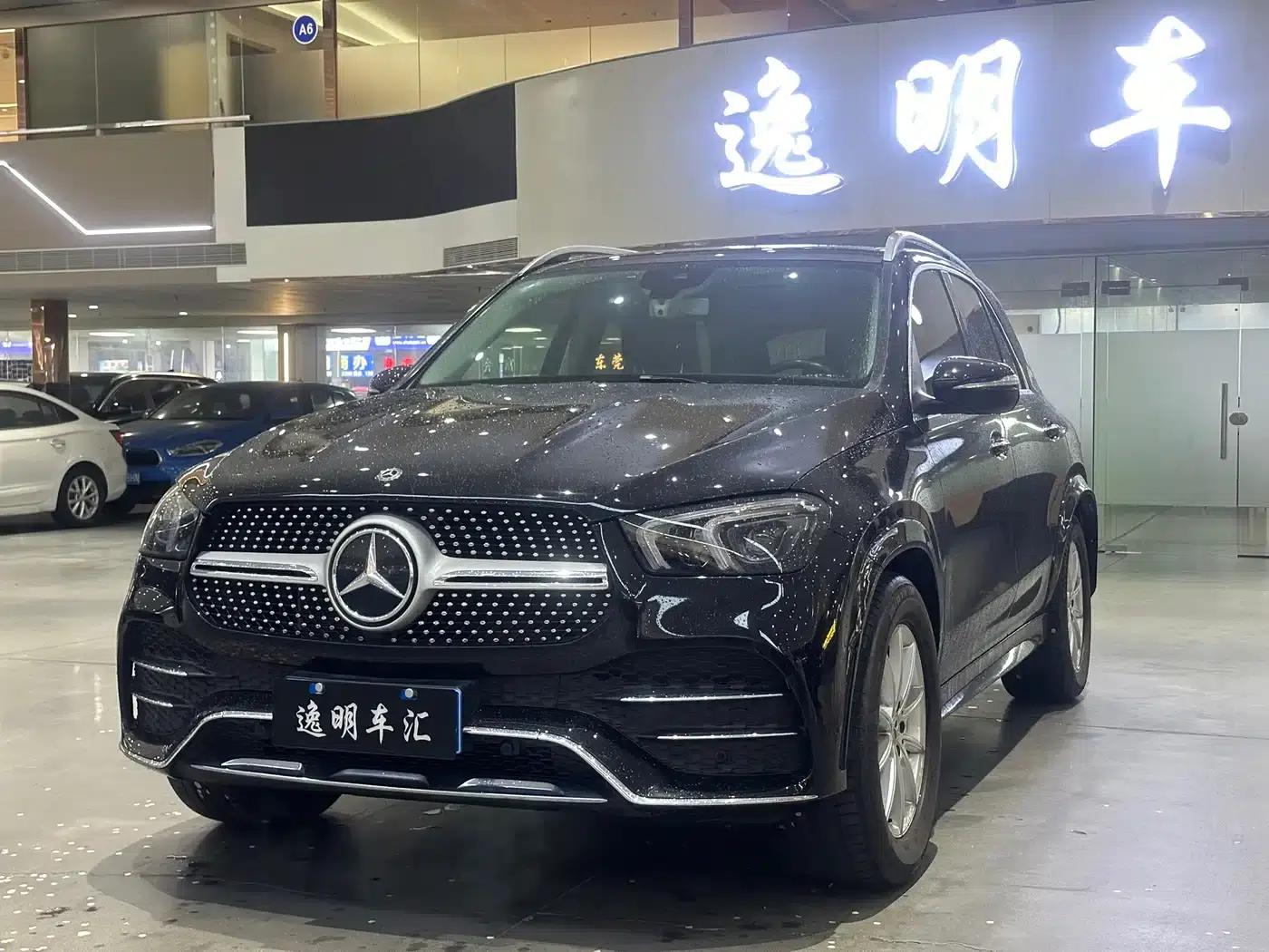Imported Mercedes-Benz GLE 2020 facelift GLE 350 4MATIC Fashion model — миниатюра 1