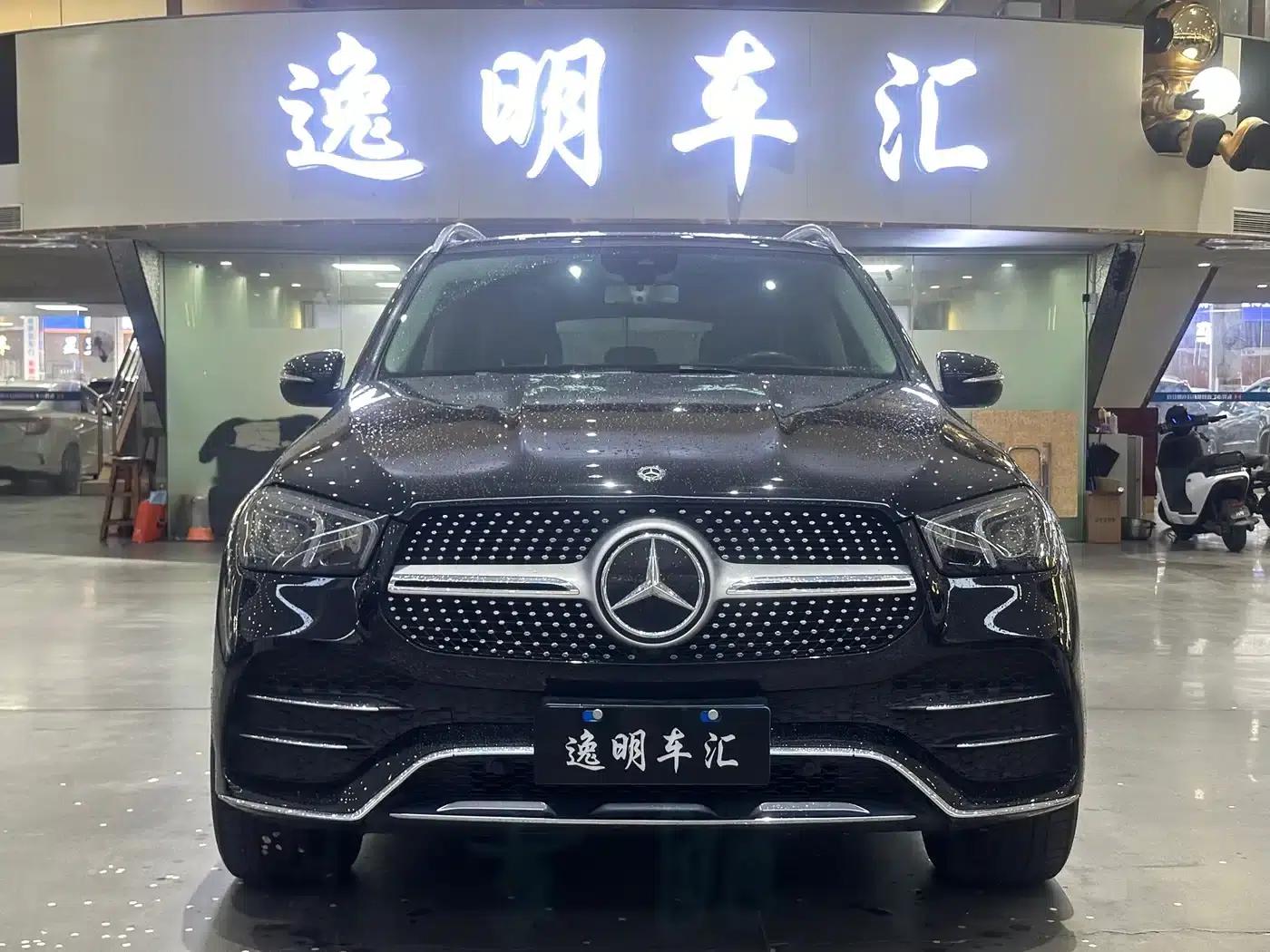 Imported Mercedes-Benz GLE 2020 facelift GLE 350 4MATIC Fashion model — миниатюра 2