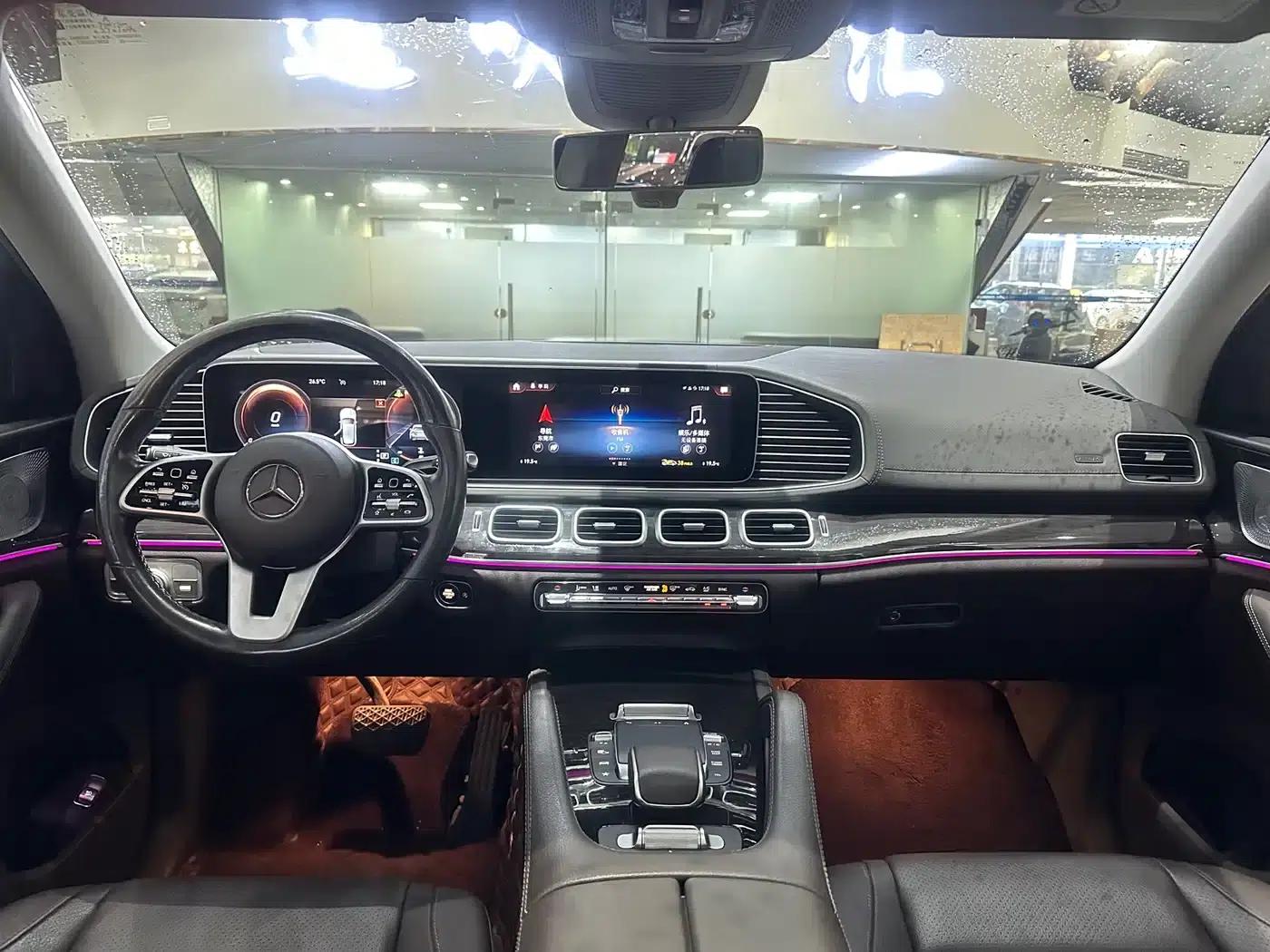 Imported Mercedes-Benz GLE 2020 facelift GLE 350 4MATIC Fashion model — миниатюра 7
