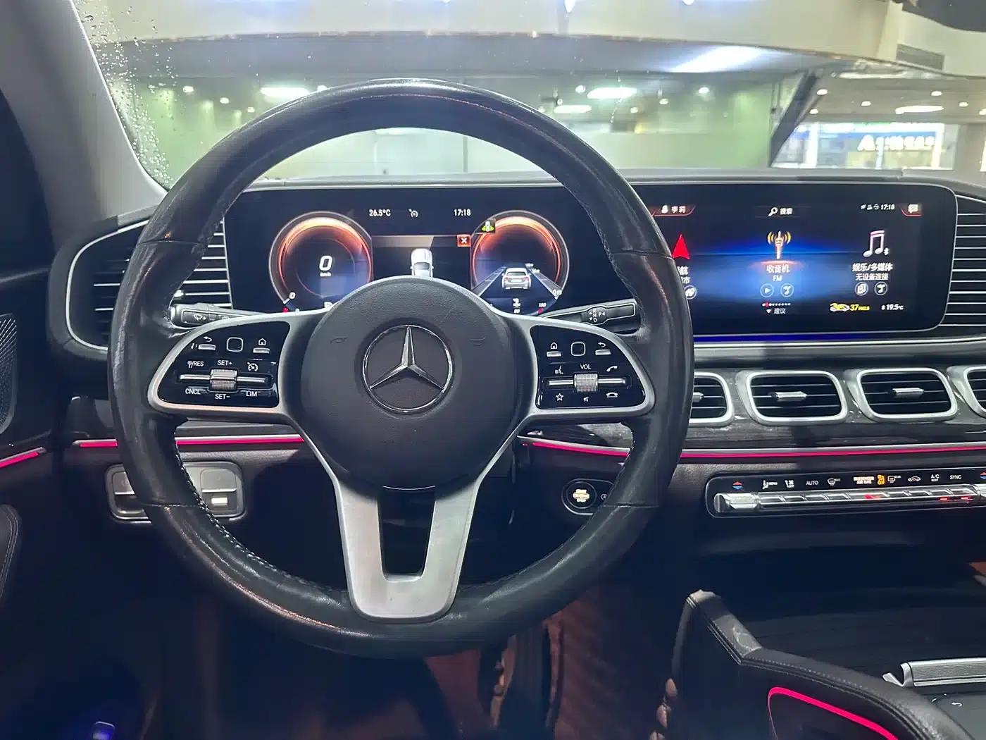 Imported Mercedes-Benz GLE 2020 facelift GLE 350 4MATIC Fashion model — миниатюра 8